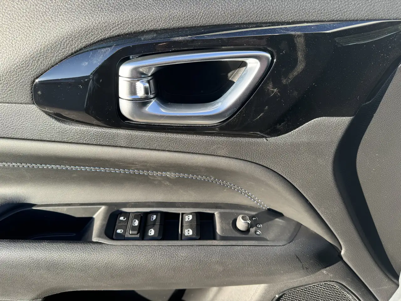 Jeep Compass photo Jeep Compass