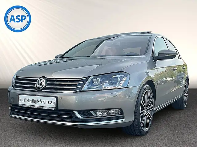 Volkswagen Passat TDI DSG 4x4 Exclusive XEN PAN NAV SHZ RFK
