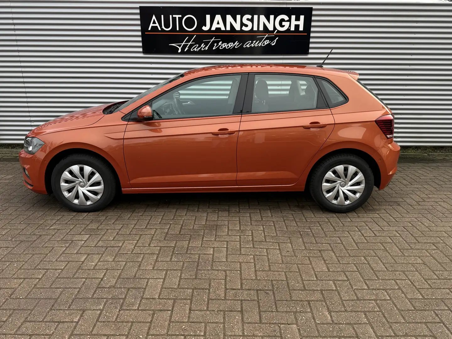 Volkswagen Polo 1.0 TSI Comfortline Automaat met 58.063km!! | PDC Orange - 2