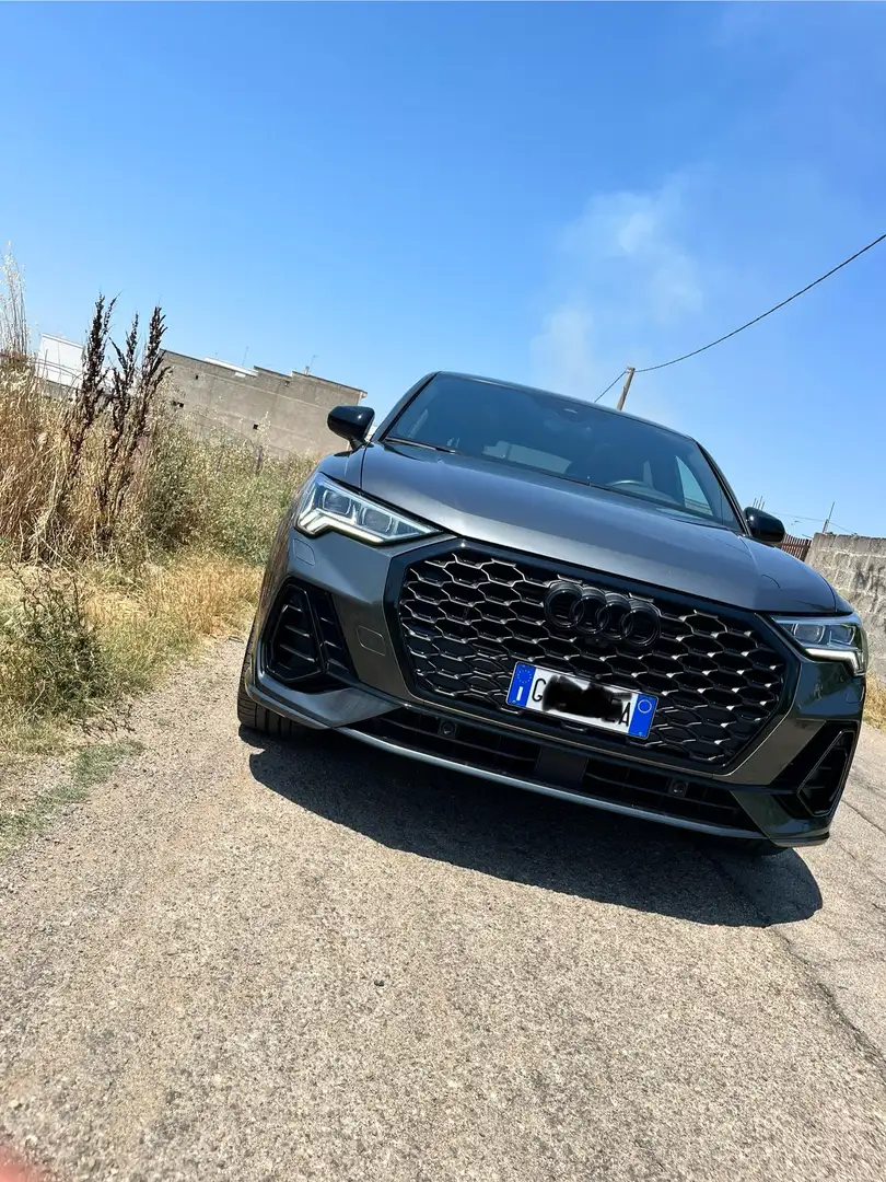 Audi Q3 s-line - 1