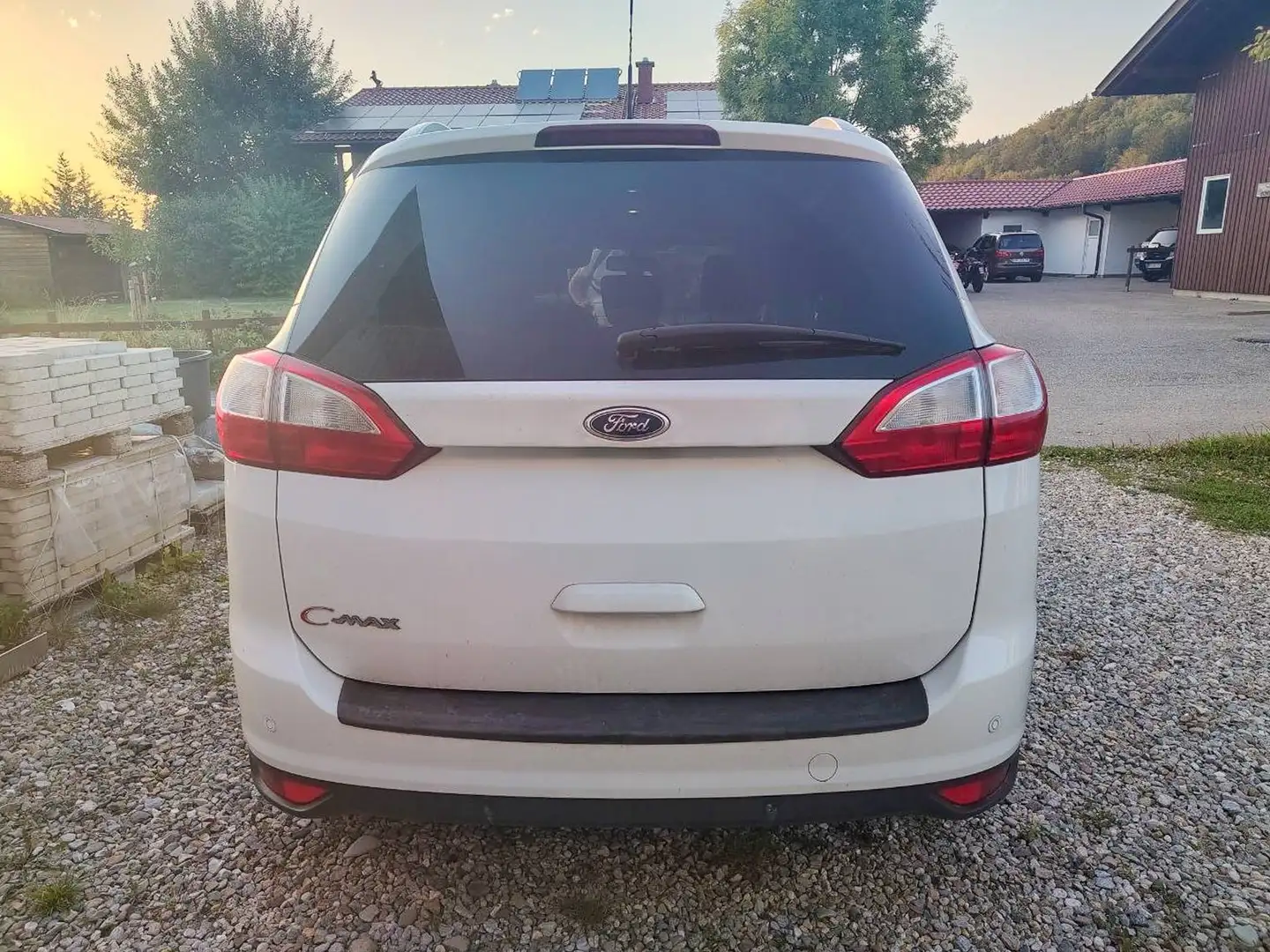 Ford Grand C-Max Grand C-MAX Titanium 2,0 TDCi DPFTitanium Weiß - 1