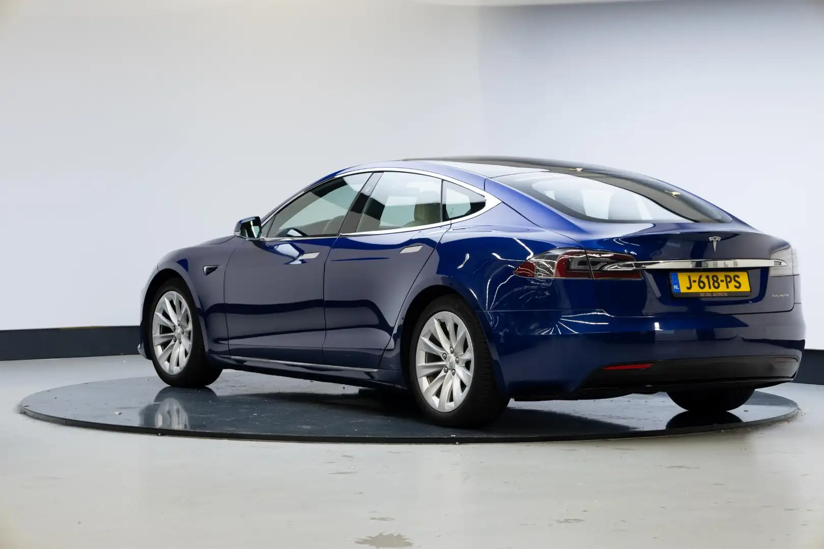 Tesla Model S Long Range Blauw - 2