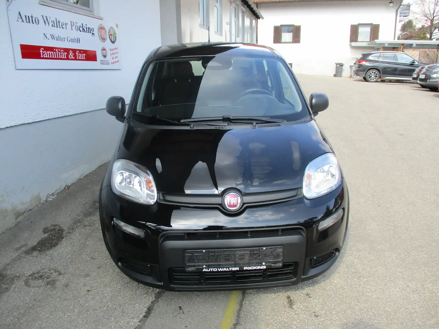 Fiat Panda Pandina 1.0 Hybrid, City Paket, Klima, ZV m. FFB Schwarz - 2