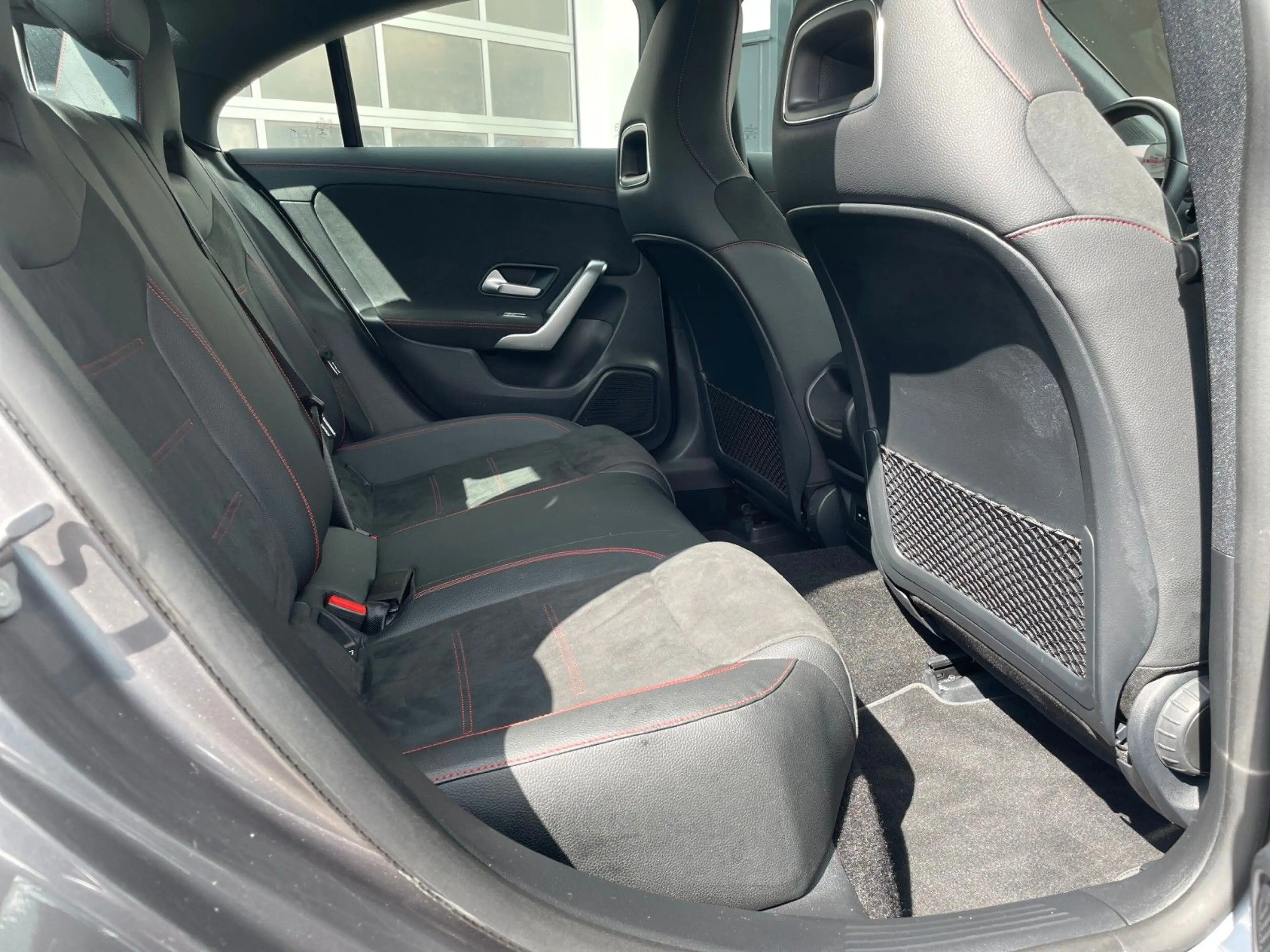 Mercedes-Benz CLA 220 d | AMG-Paket | Navi | Head Up | Kamera| — photo 11