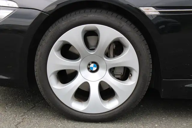 BMW 6 Series view 7