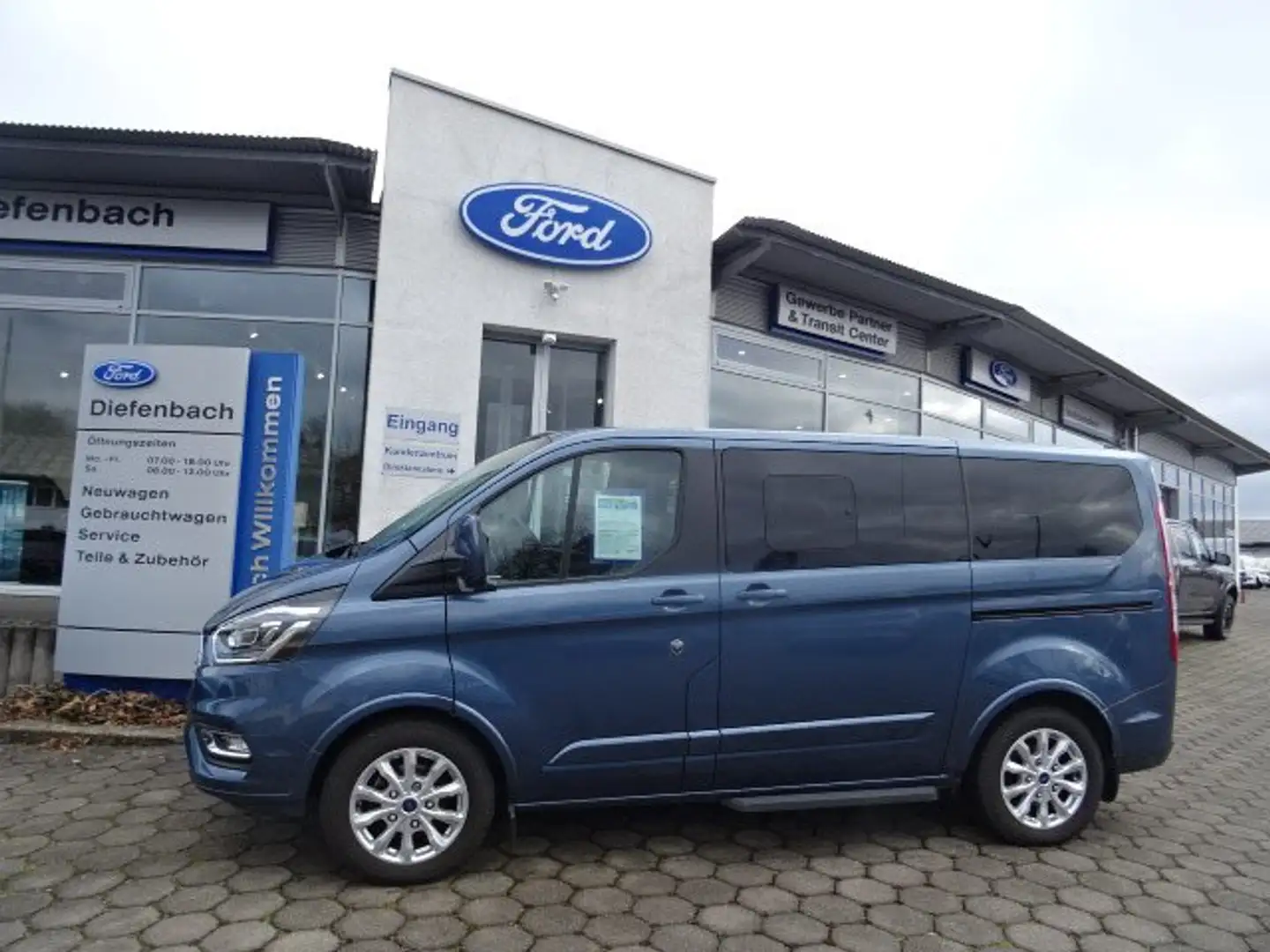 Ford Tourneo Custom 2.0 Ecoblue Autom. L1 Titanium X +Ahk+Acc+Xenon Blau - 1