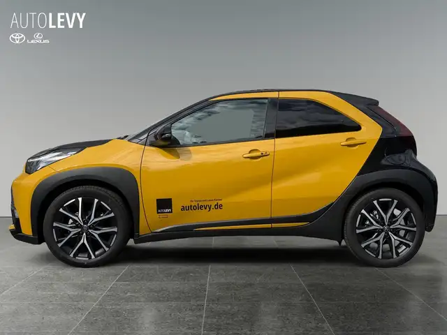 Toyota Aygo X view 3