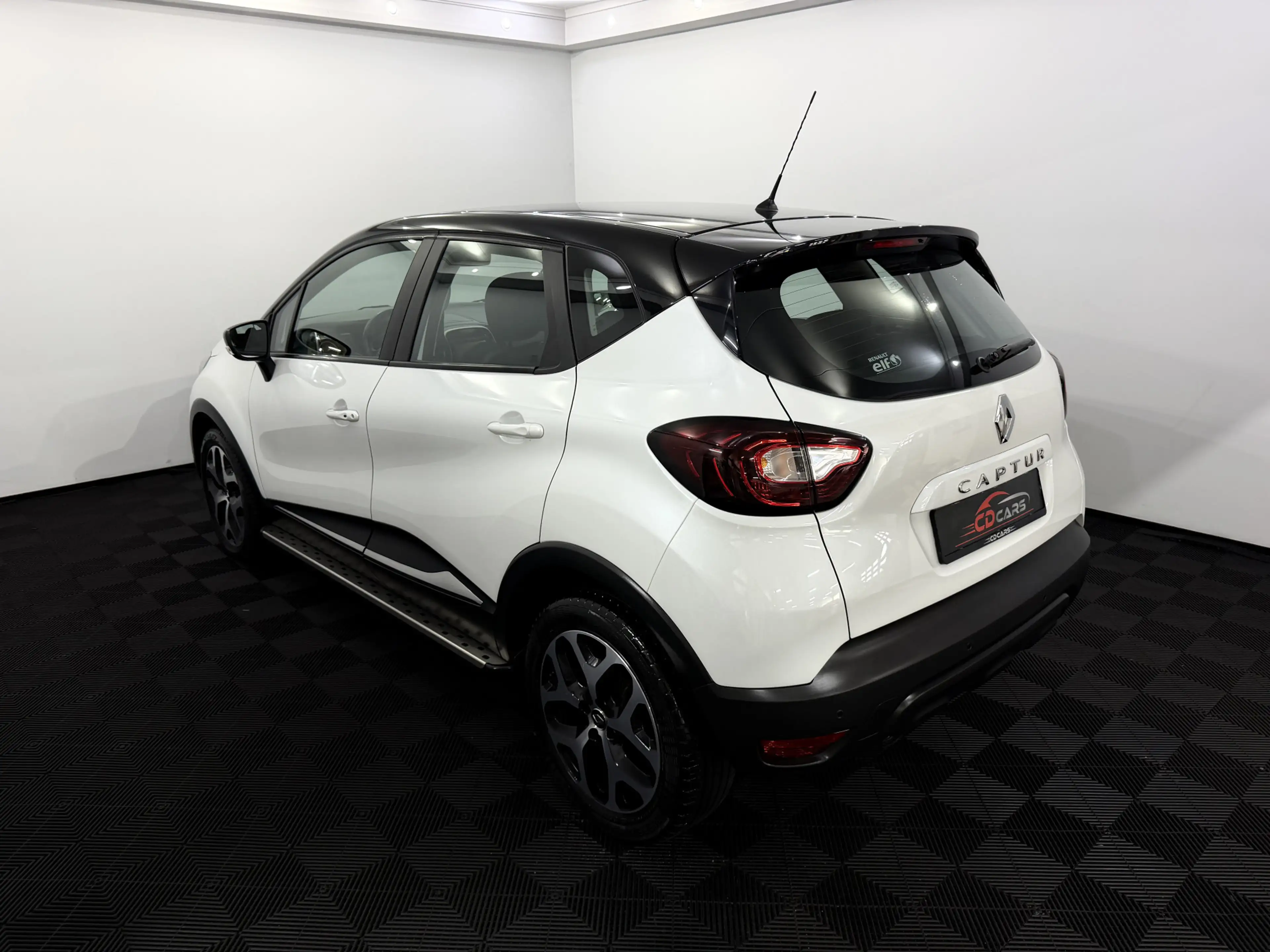Renault Captur 0.9 TCe Life Airco, Navi, Parkeersensoren, A start — photo 4