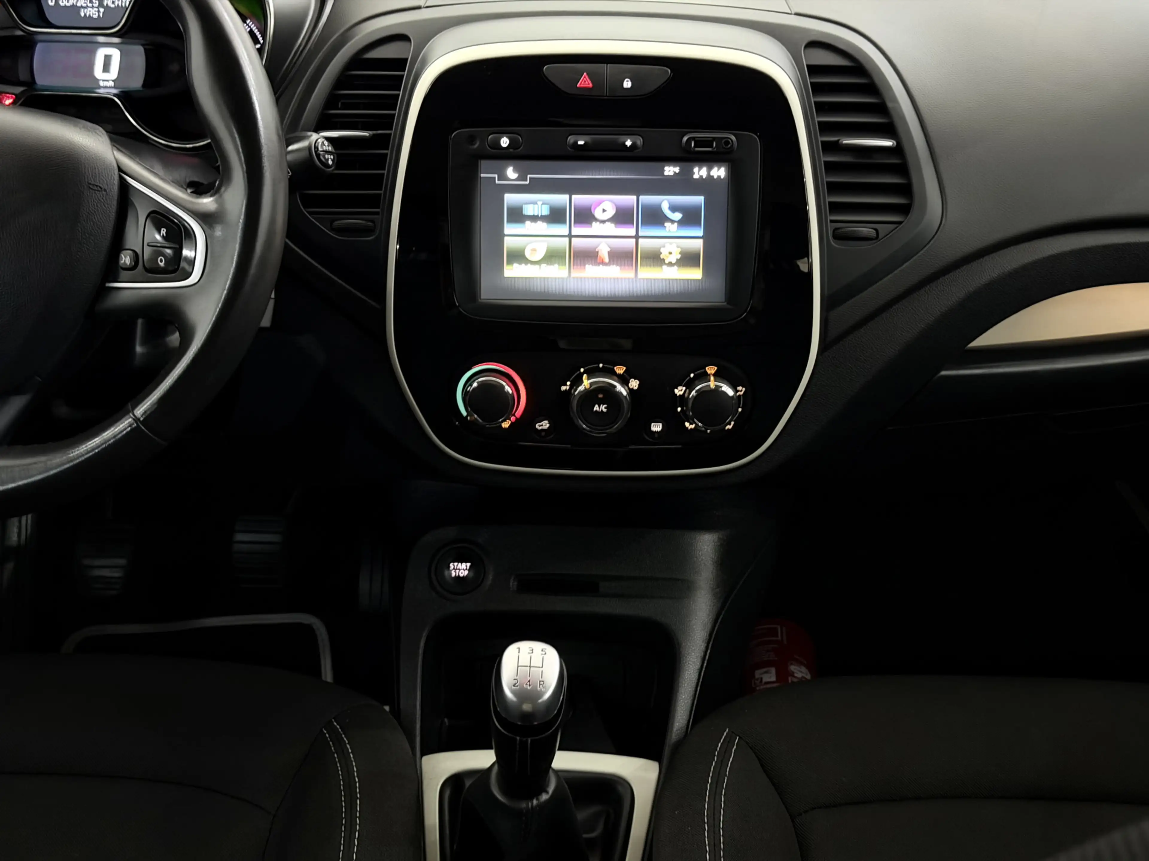 Renault Captur 0.9 TCe Life Airco, Navi, Parkeersensoren, A start — photo 12