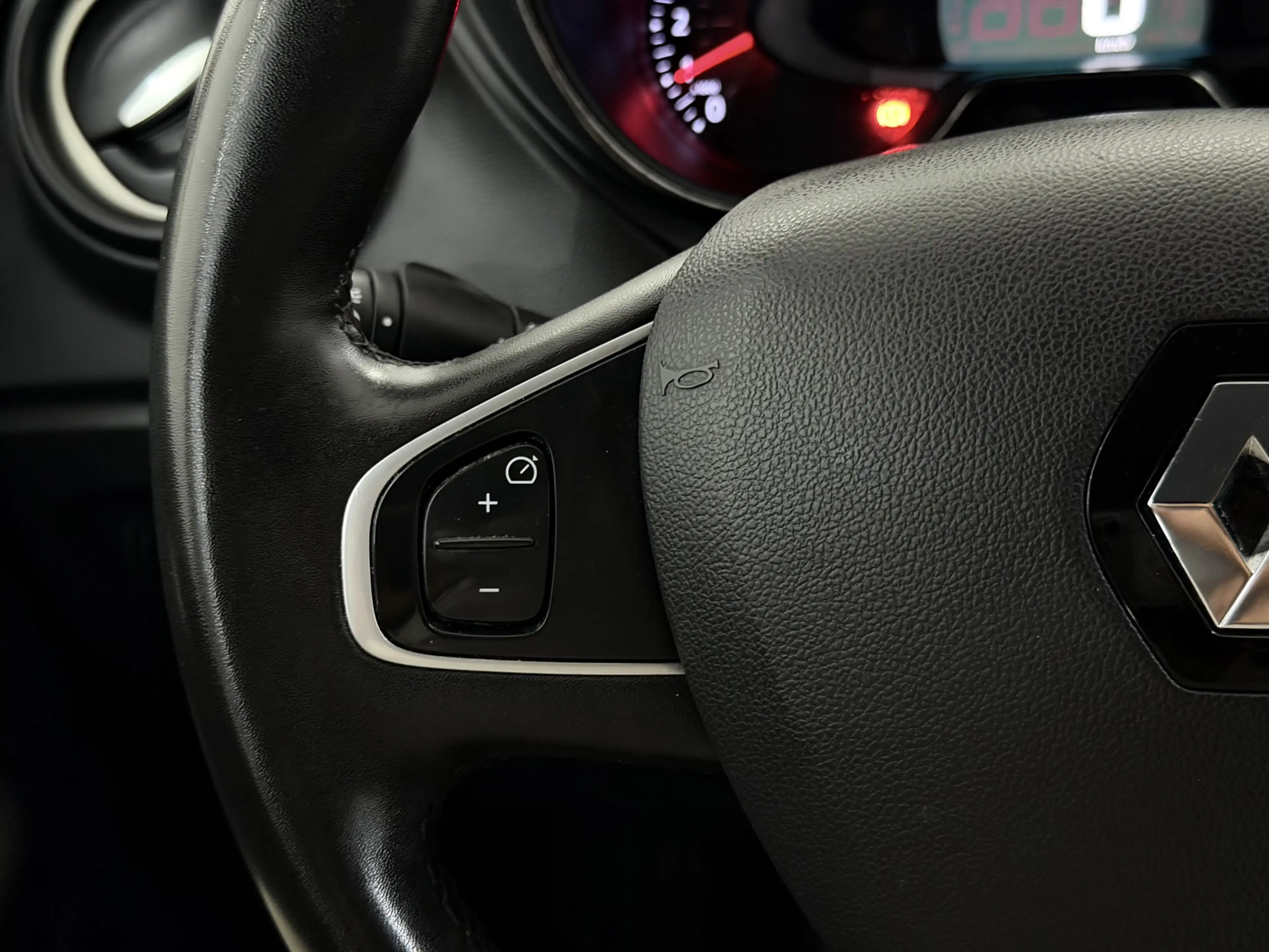Renault Captur 0.9 TCe Life Airco, Navi, Parkeersensoren, A start — photo 23