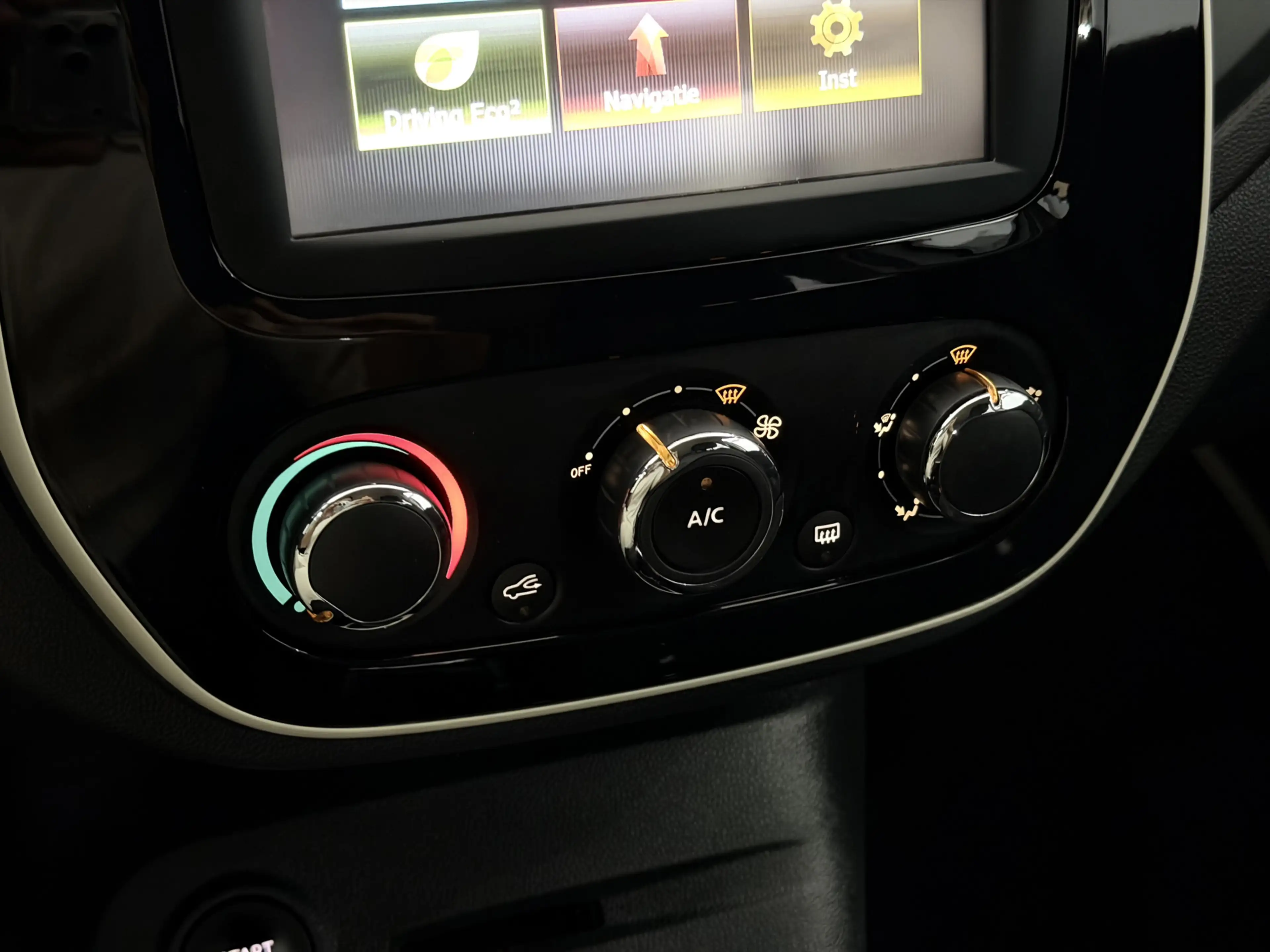 Renault Captur 0.9 TCe Life Airco, Navi, Parkeersensoren, A start — photo 14