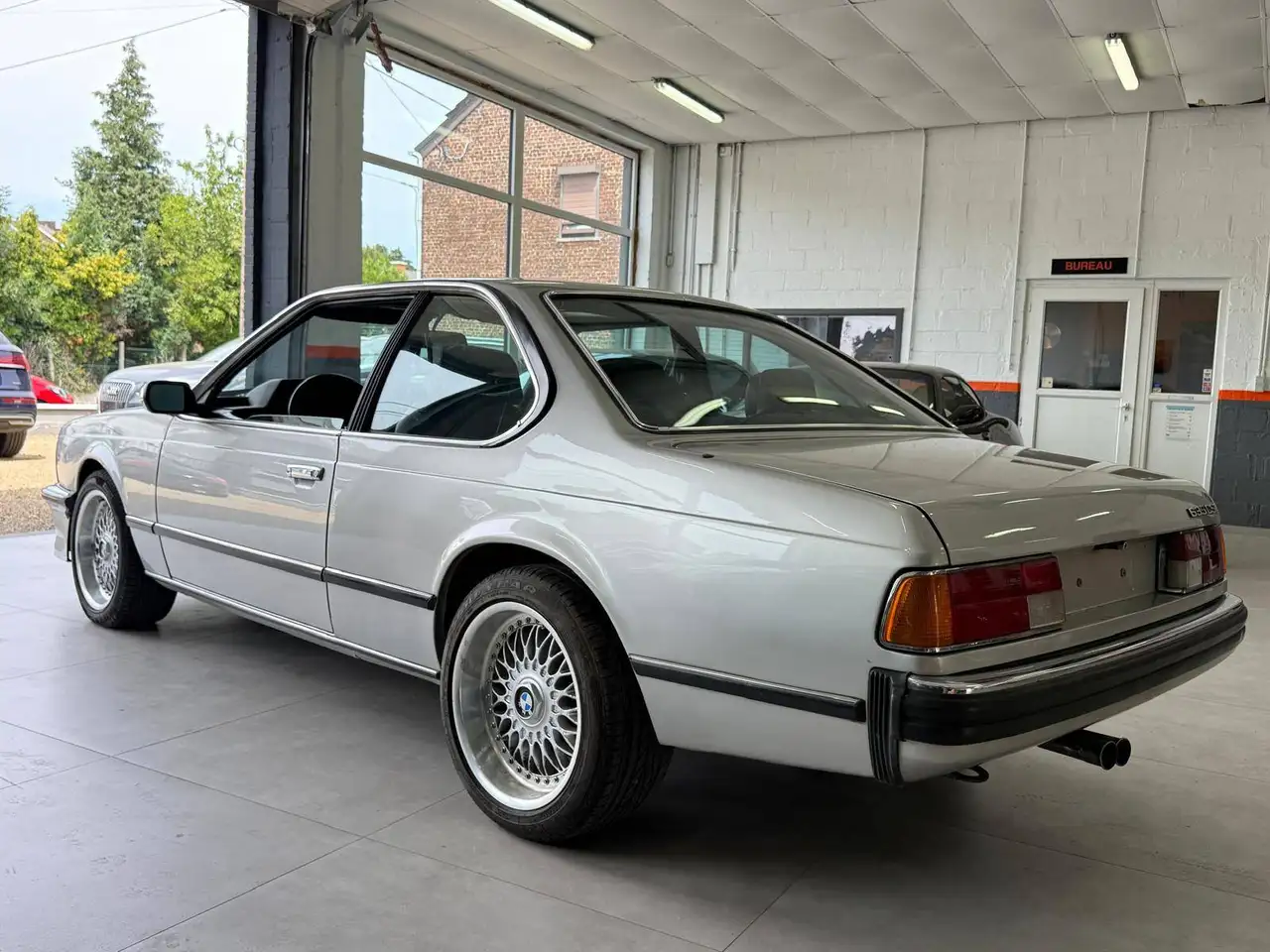 BMW 635 CSI * TOUT OUVRANT * PACK M * CUIR * BOITE AUTO *, foto 6