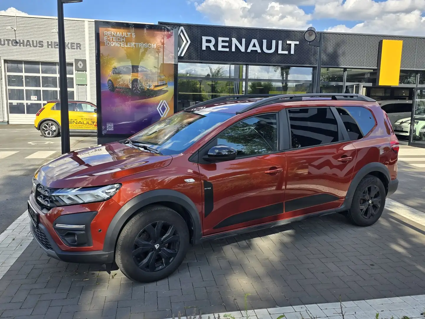 Dacia Jogger 1.0 TCe 100 ECO-G Extreme+ (EU 6d) *Navi*Szhzg.*Ka Braun - 1