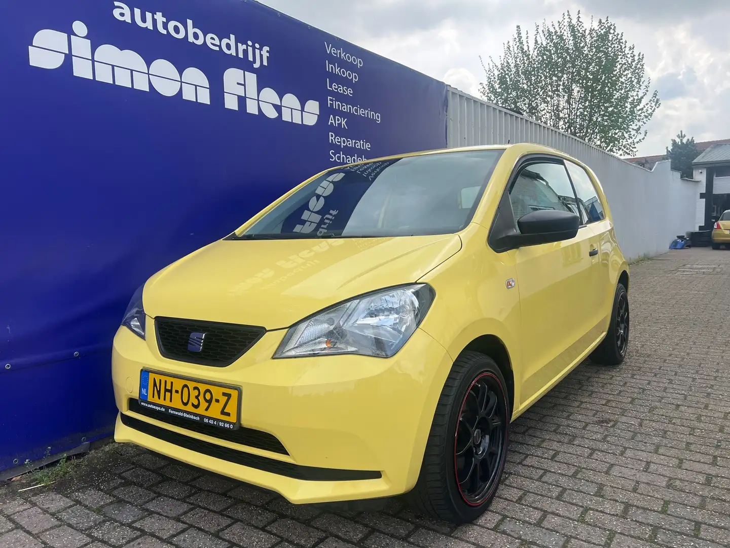 SEAT Mii 1.0 Reference Amarillo - 1