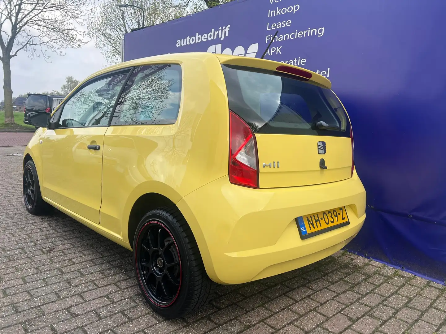 SEAT Mii 1.0 Reference Amarillo - 2