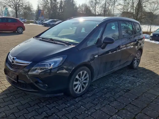 Opel Zafira Tourer Style 2.0 CDTI  *Motor läuft unrund*Nur Export*