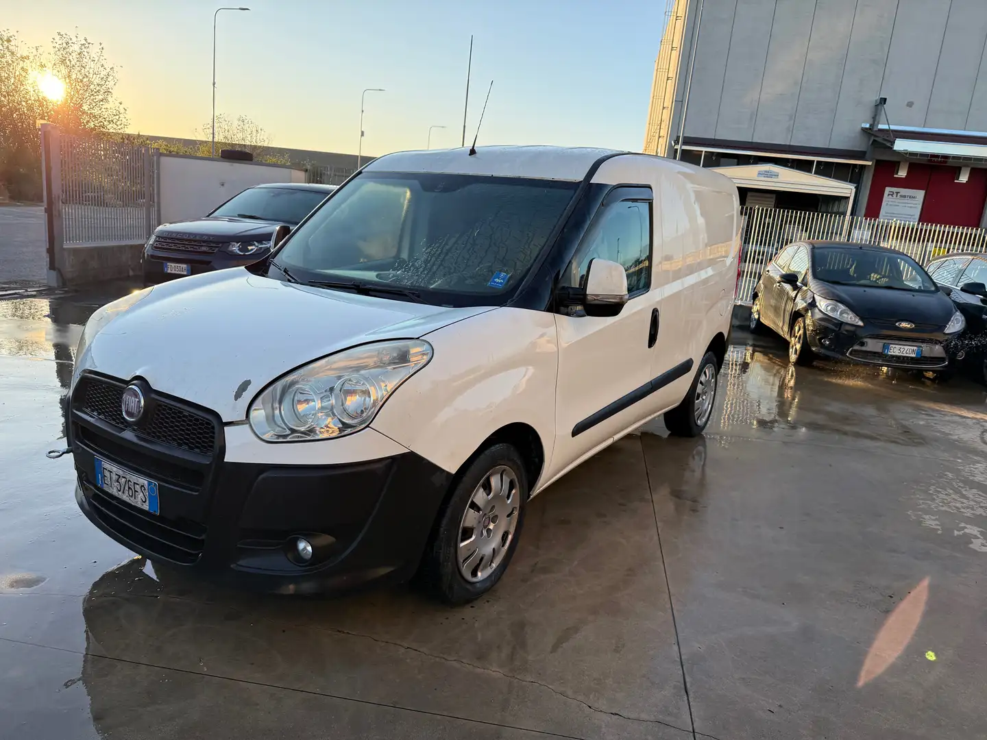 Fiat Doblo. NON VA IN MOTO Bianco - 1