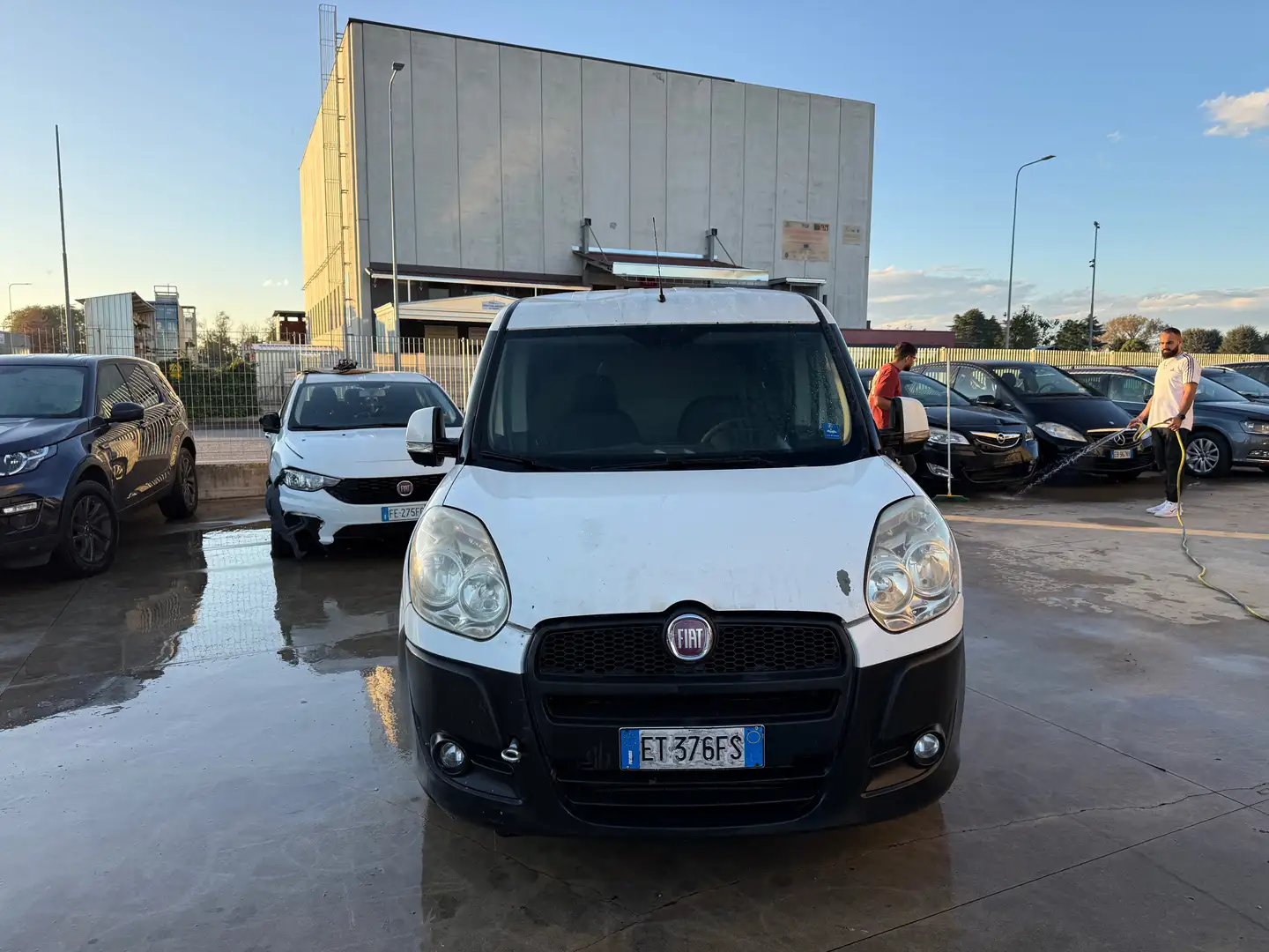 Fiat Doblo. NON VA IN MOTO Bianco - 2
