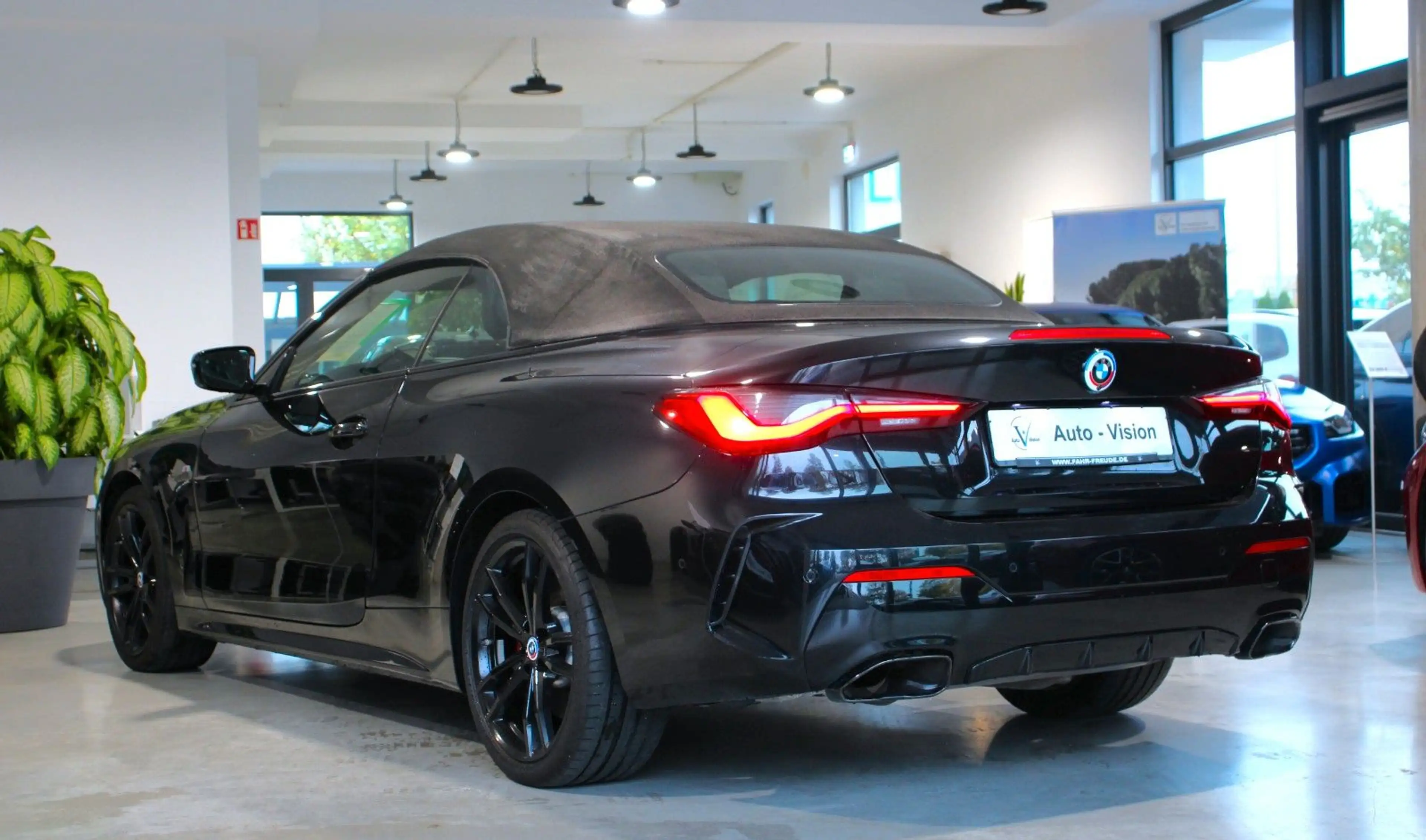 BMW M4 i xDrive HUD* Driving Assistant Pro — photo 7