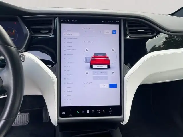 Tesla Model X view 12