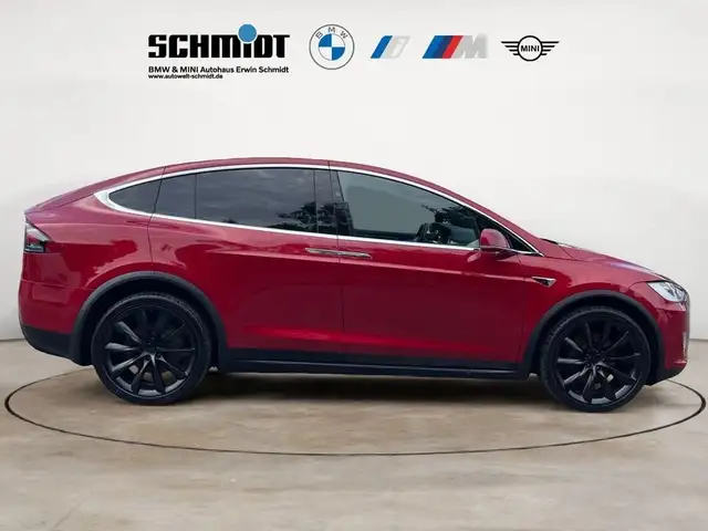 Tesla Model X view 5