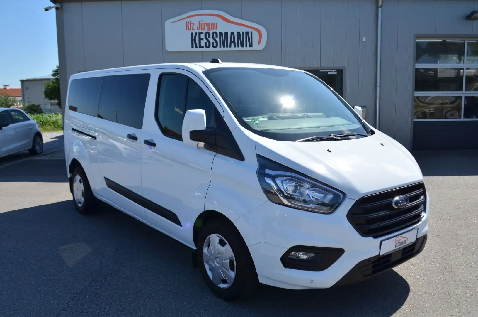 Ford Transit Custom 320 L2 Trend Autom. 9 Sitze AHk Wit - 1