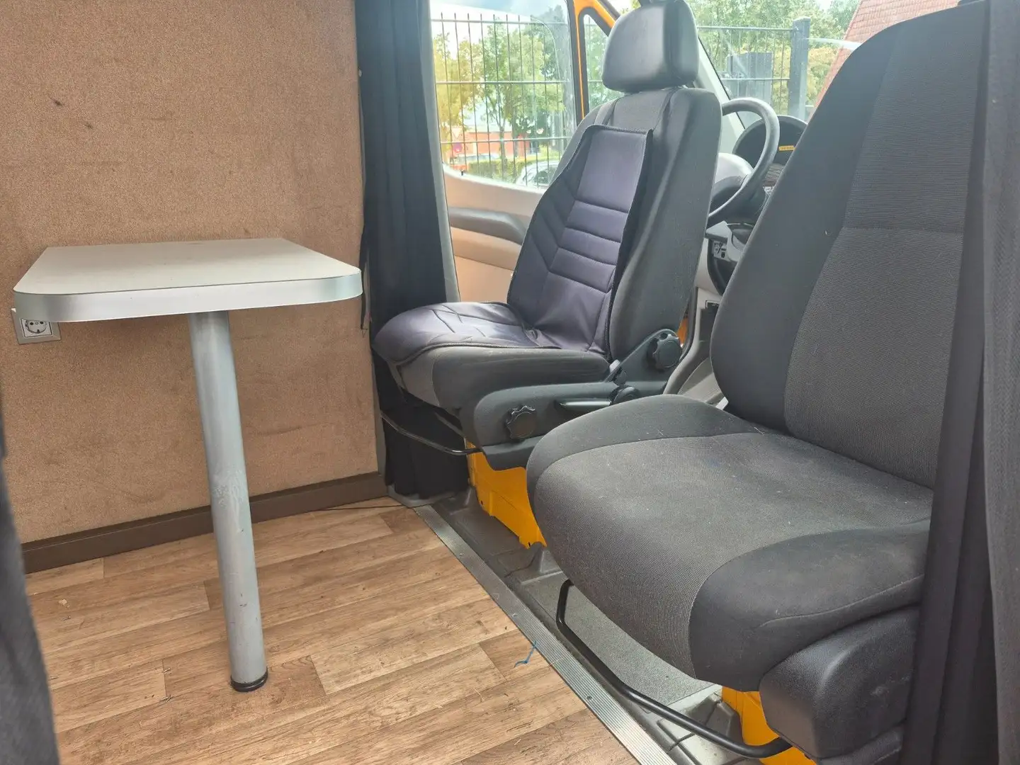 Volkswagen Crafter 35 L2H2 mit BF2 BF3 Anlage KämperAusbau Sarı - 2