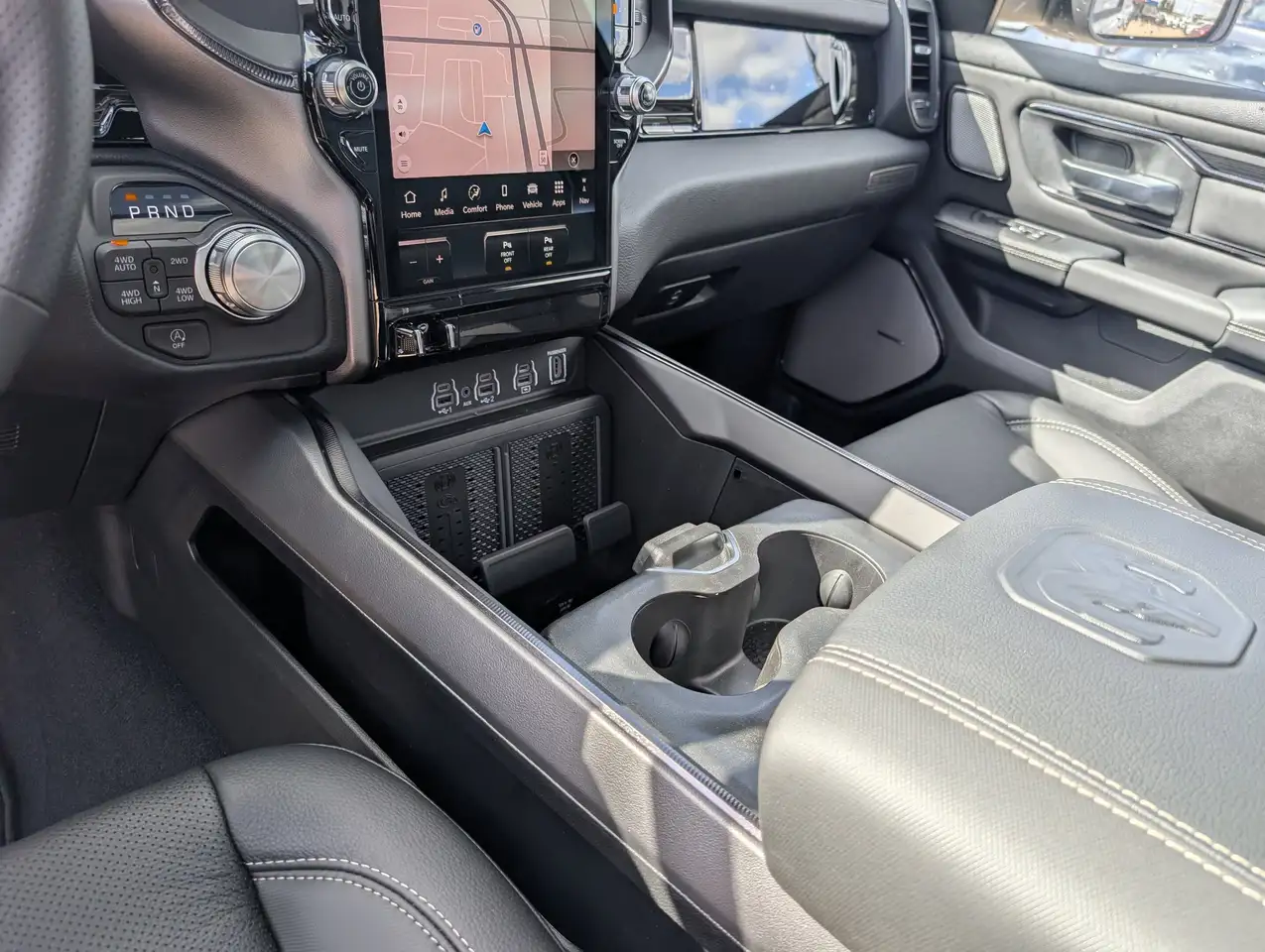 RAM 1500 fotografie RAM 1500