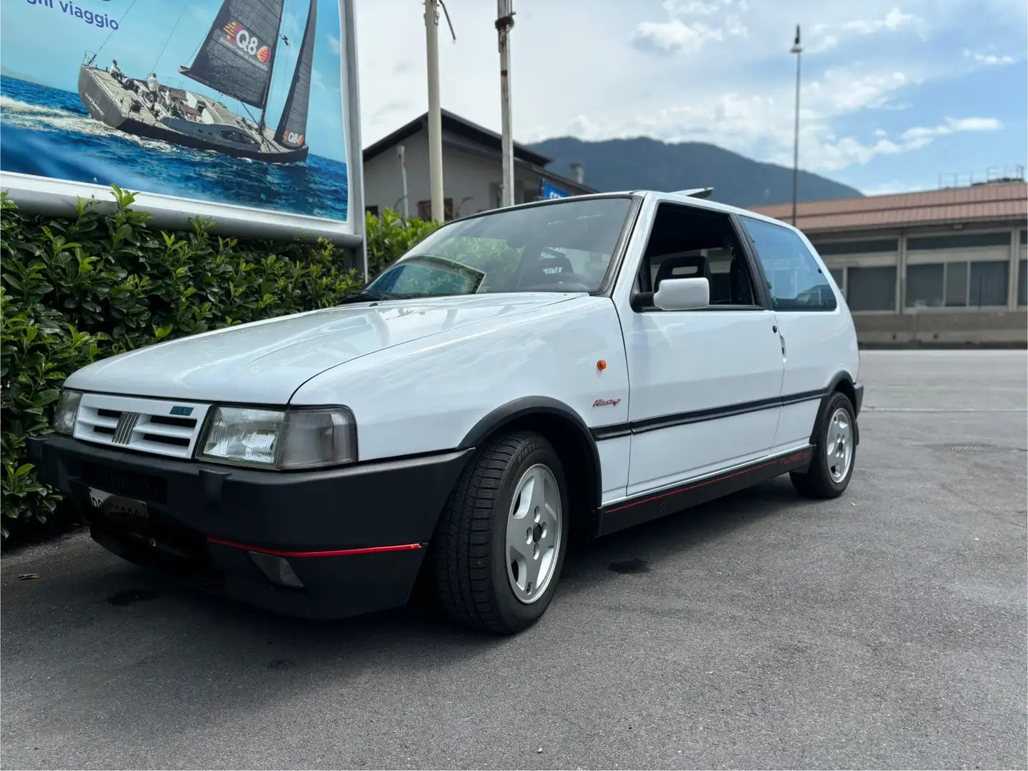 Fiat Uno 3p 1.4 ie turbo Racing - 1