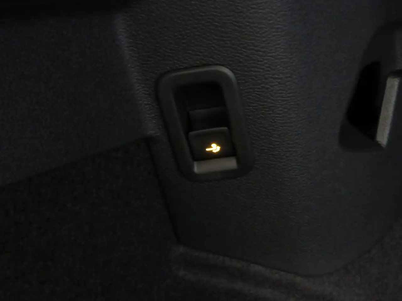 Volkswagen Golf Rabbit TSI 7