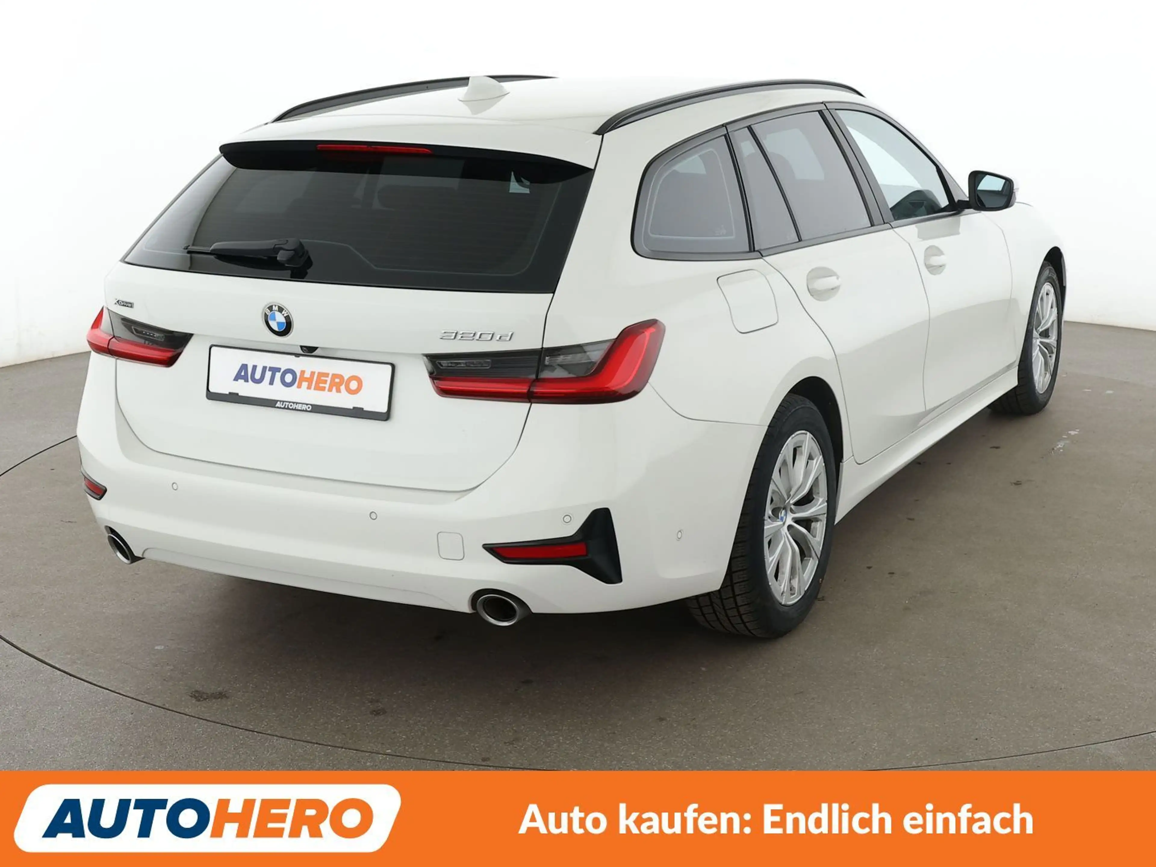 BMW 320 320d xDrive Advantage — photo 6