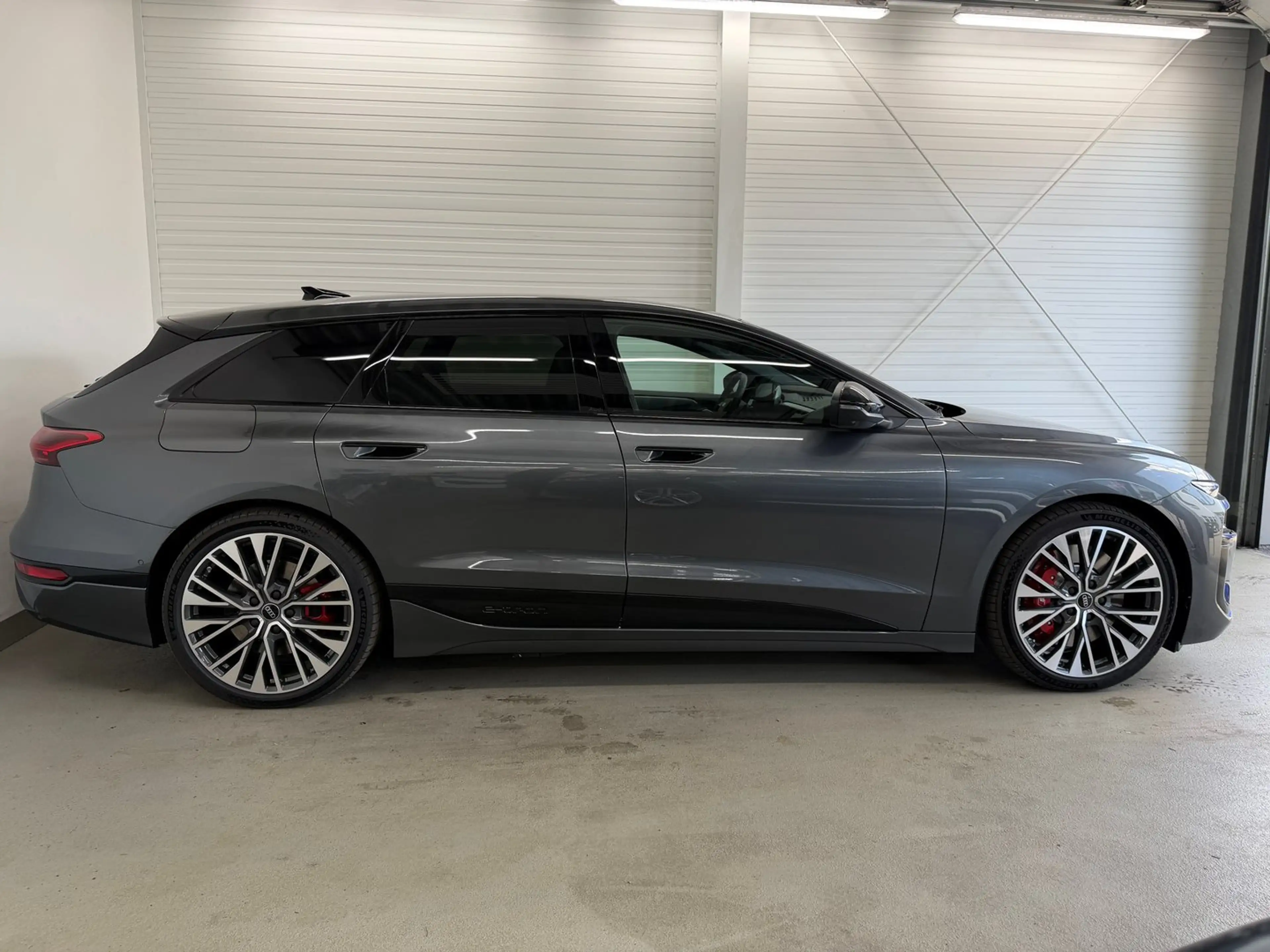 Audi S6 e-tron e-tron — photo 3