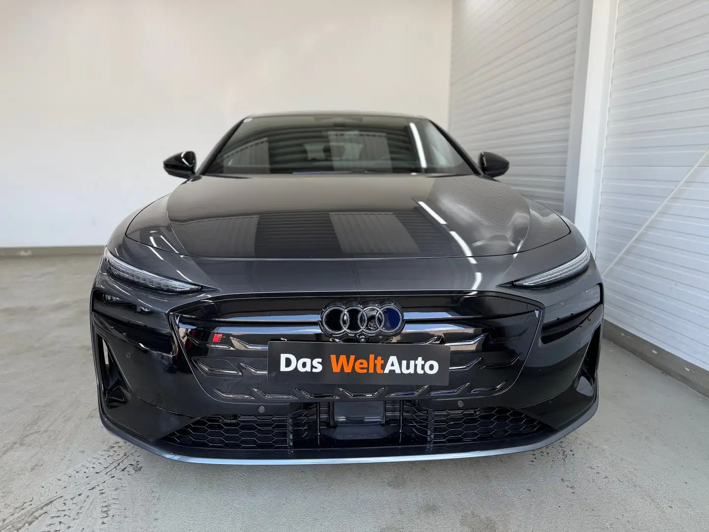 Audi S6 e-tron e-tron Grau - 2