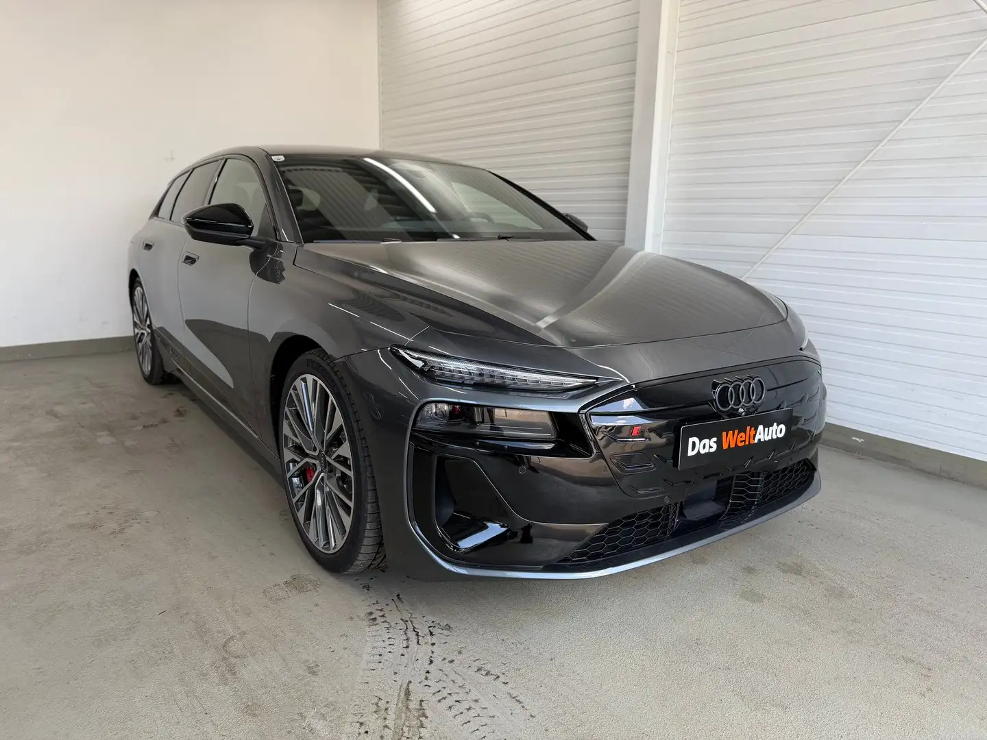 Audi S6 e-tron e-tron Grau - 1