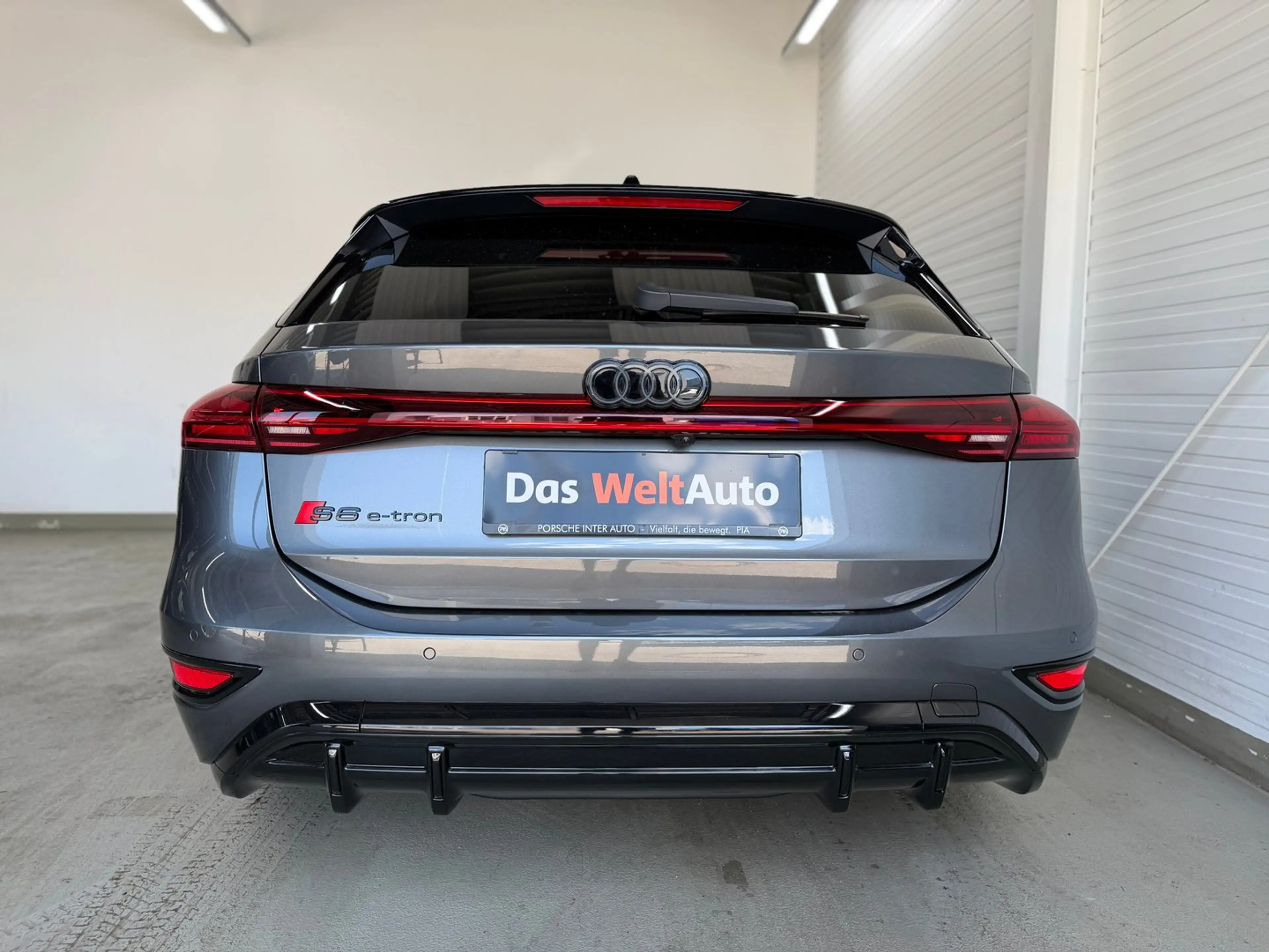 Audi S6 e-tron e-tron — photo 4