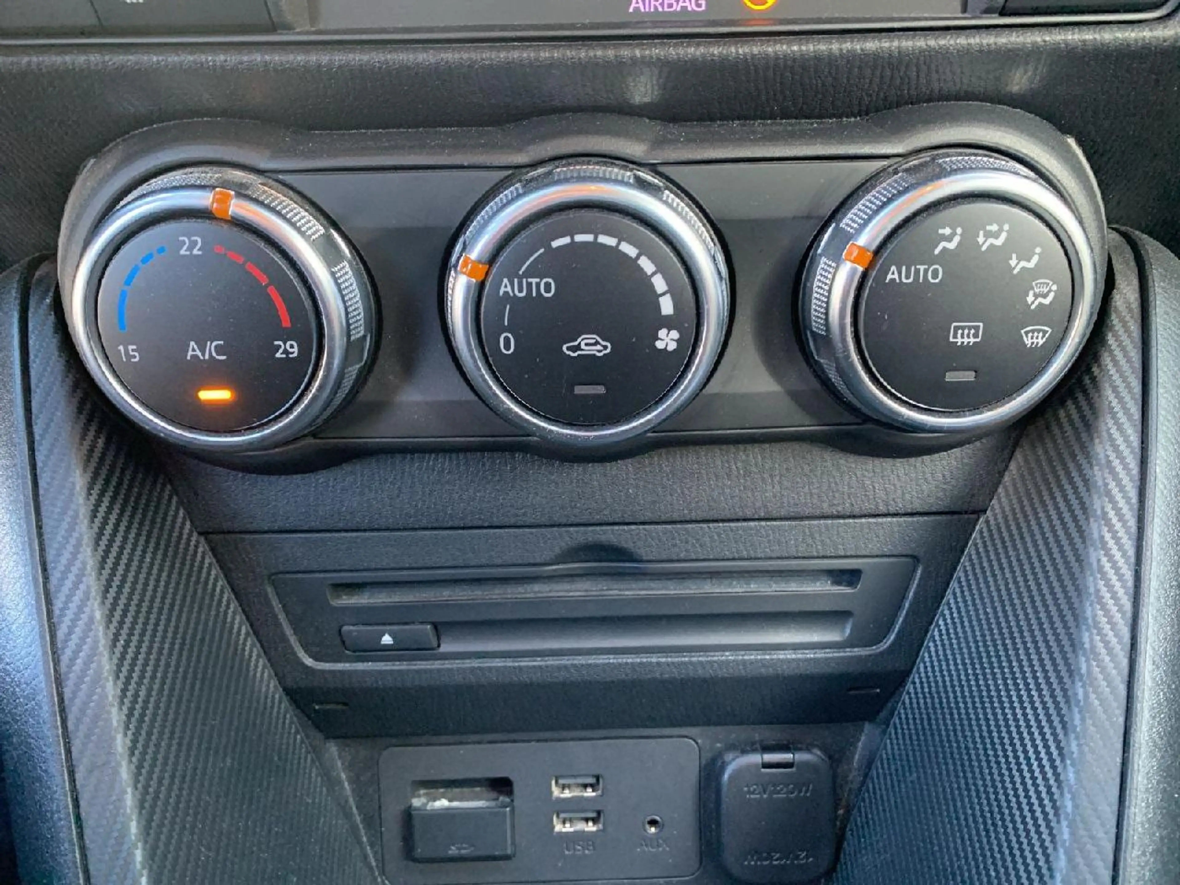 Mazda CX-3 Center-Line,KLIMA,NAVI,TEMPO,DAB,PDC,SH,MFL,ALU,ZV — photo 10