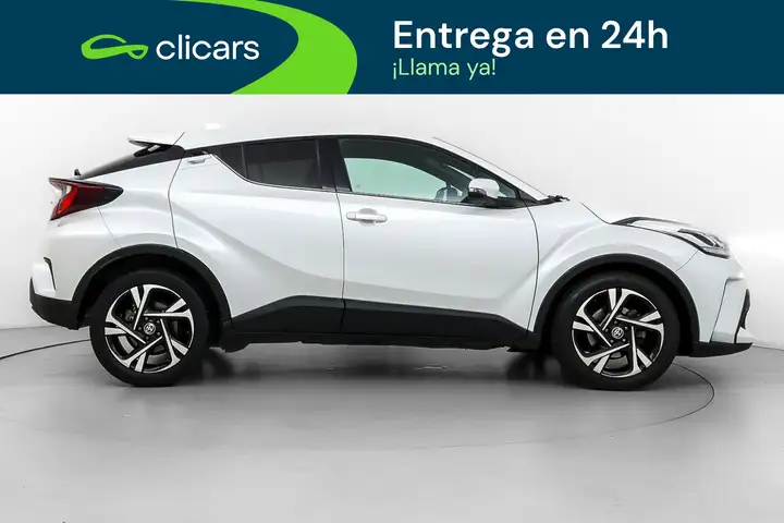Toyota C-HR 2022, foto 7