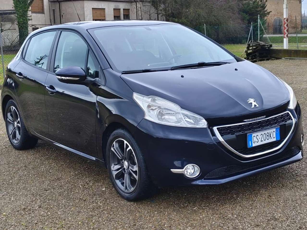 Peugeot 208 208 I 2012 5p 1.2 vti 12v Allure