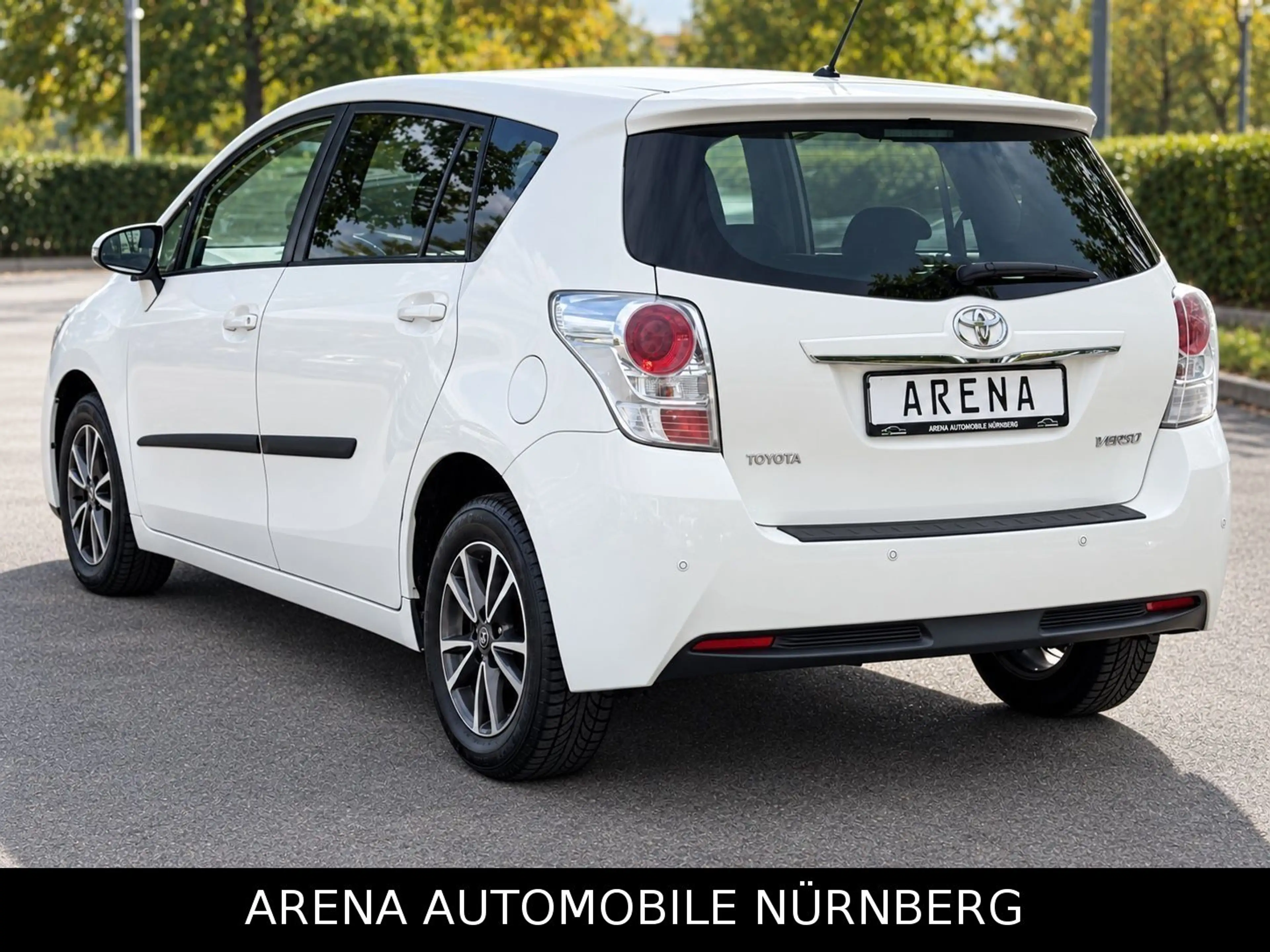 Toyota Verso Life 1.8 Automatik*1.Hand*Kamera*Pdc*Klima — photo 4