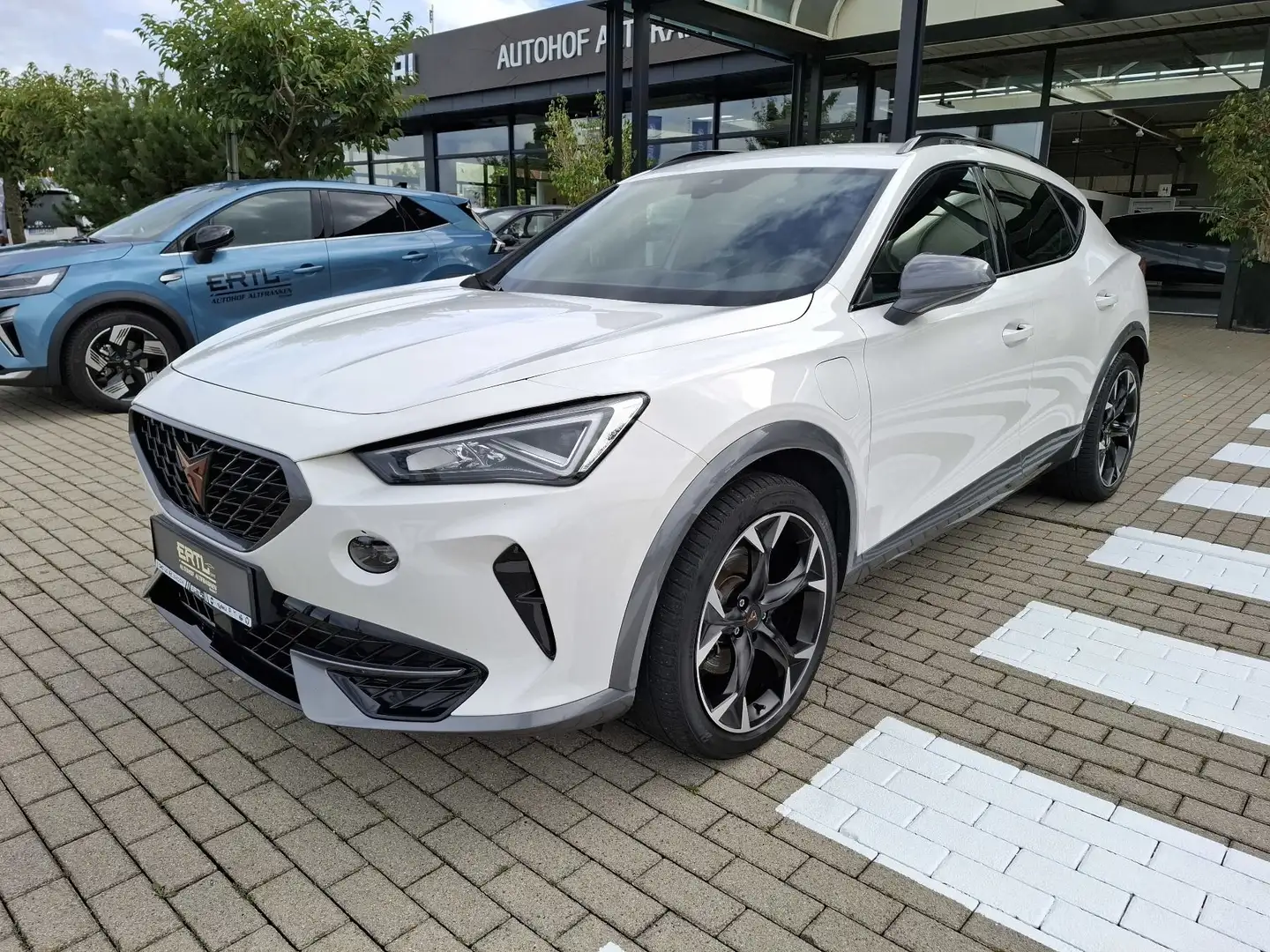 CUPRA Formentor 1.4 e-Hybrid 150 kW (204 PS) DSG Weiß - 1