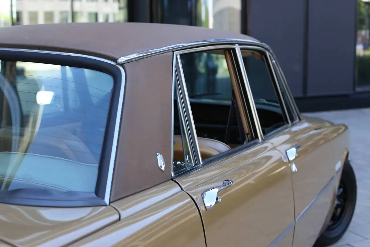 Rover Rover P6 V8 3,5 automatik a/c, foto 6