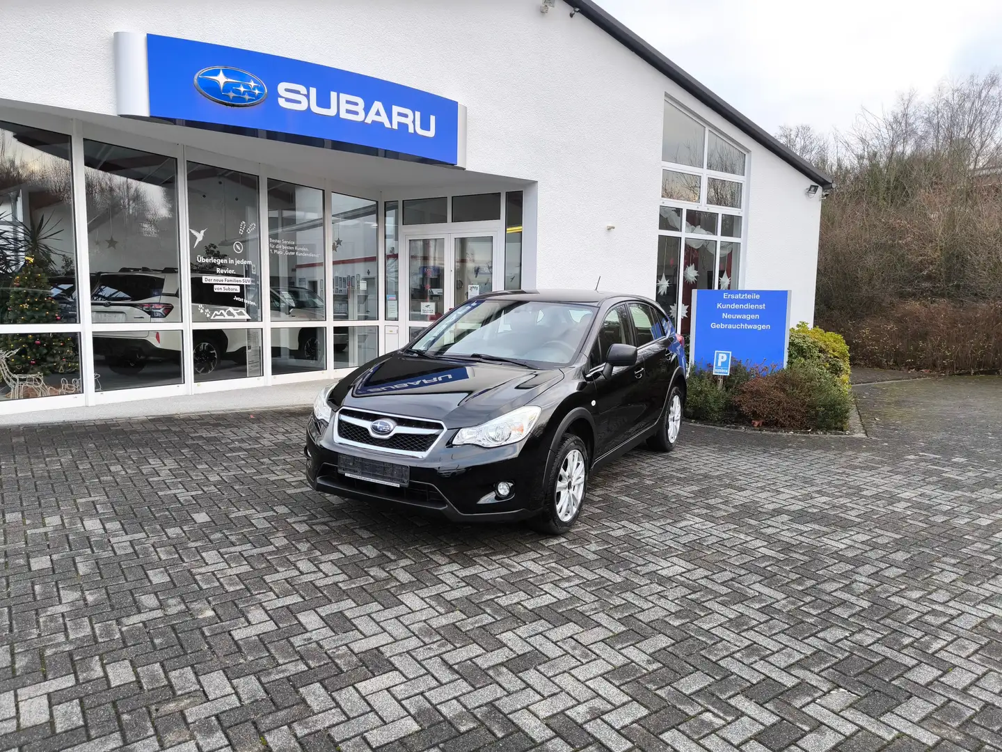 Subaru XV XV 1.6i Active AHK/8-fach bereift/Parksensoren hi Noir - 2