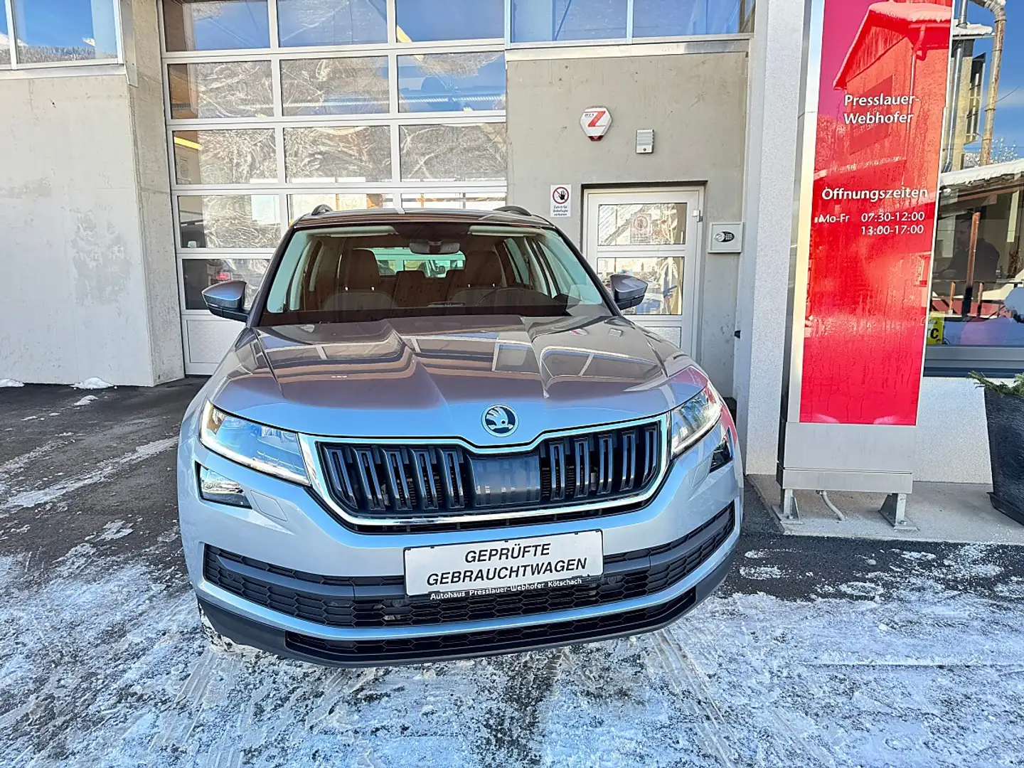 Skoda Kodiaq 2,0 TDI SCR 4x4 Ambition Limited DSG Silber - 2