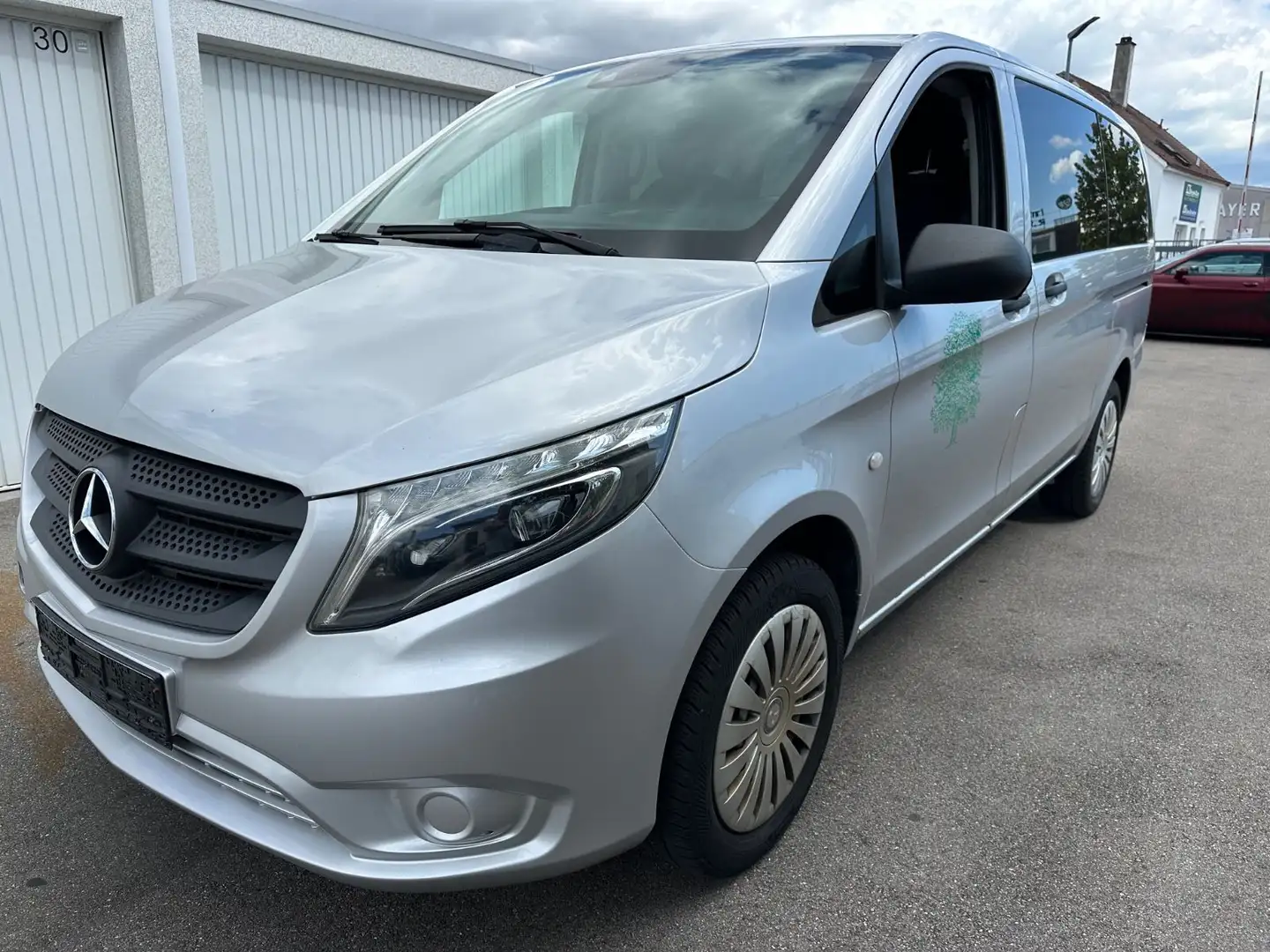 Mercedes-Benz Vito Tourer 119 CDI/BT Pro 4MATIC Lang*LED*MAP P Argent - 1
