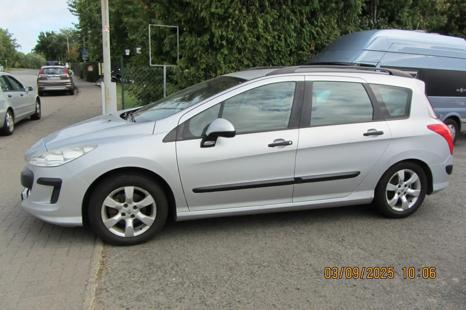 Peugeot 308 Filou Argent - 1