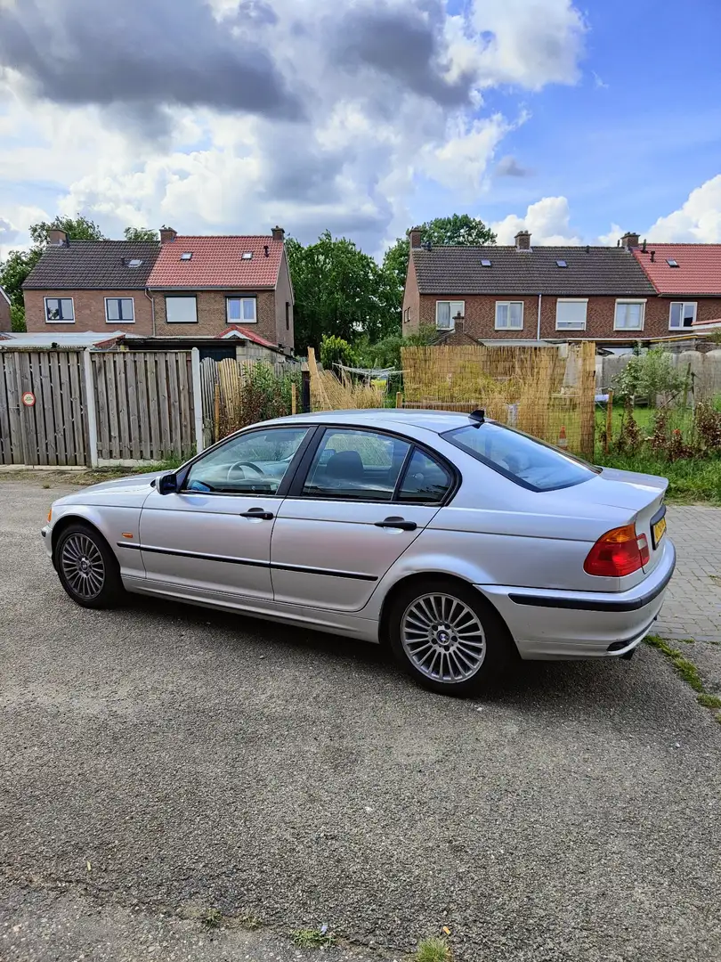 BMW 316 316i - 1