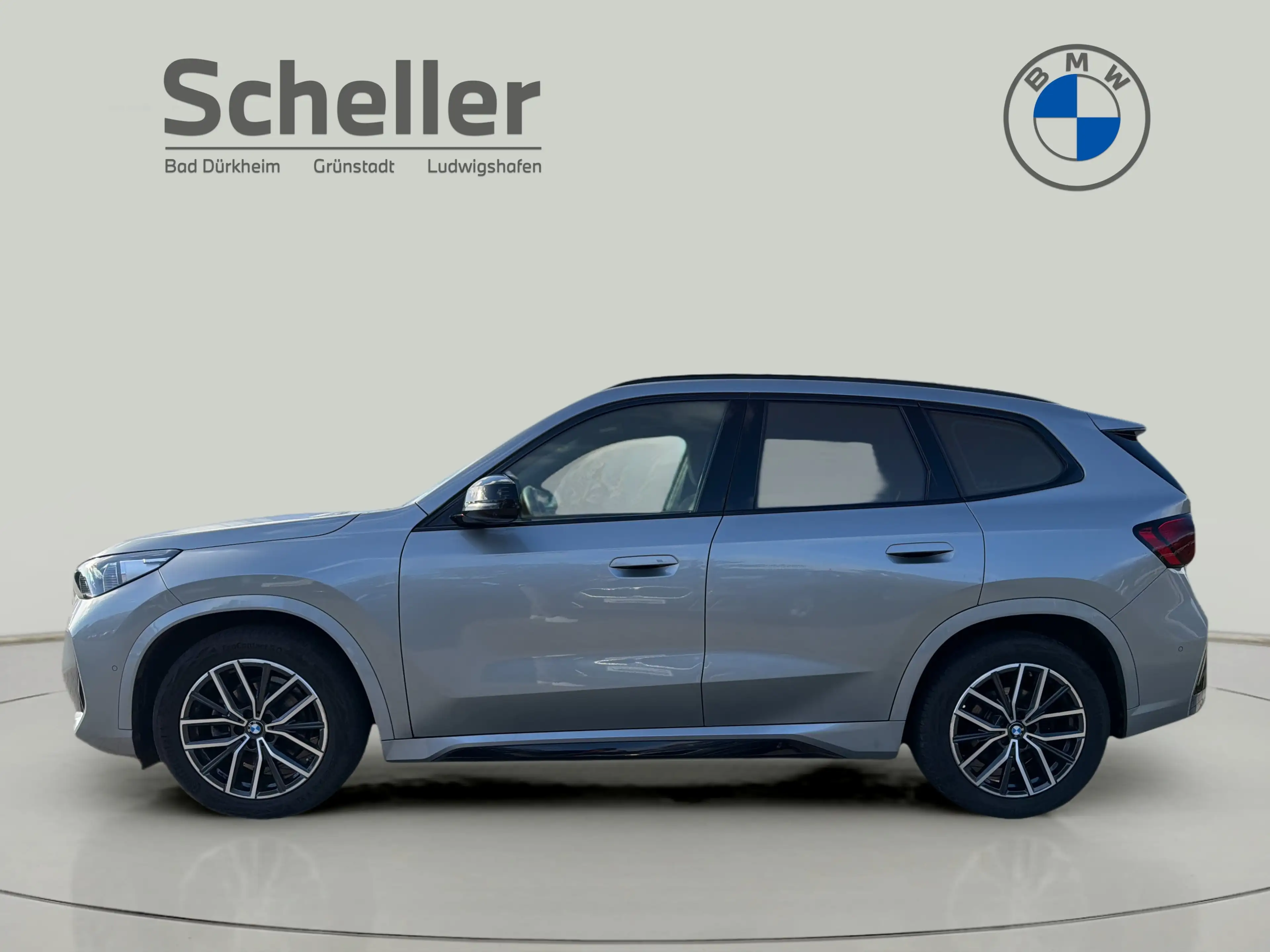 BMW X1 xDrive20d — photo 4