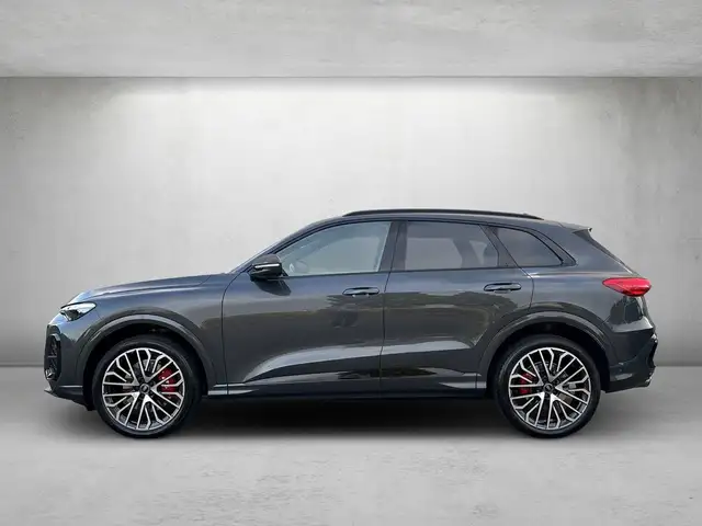 Audi SQ5 view 2