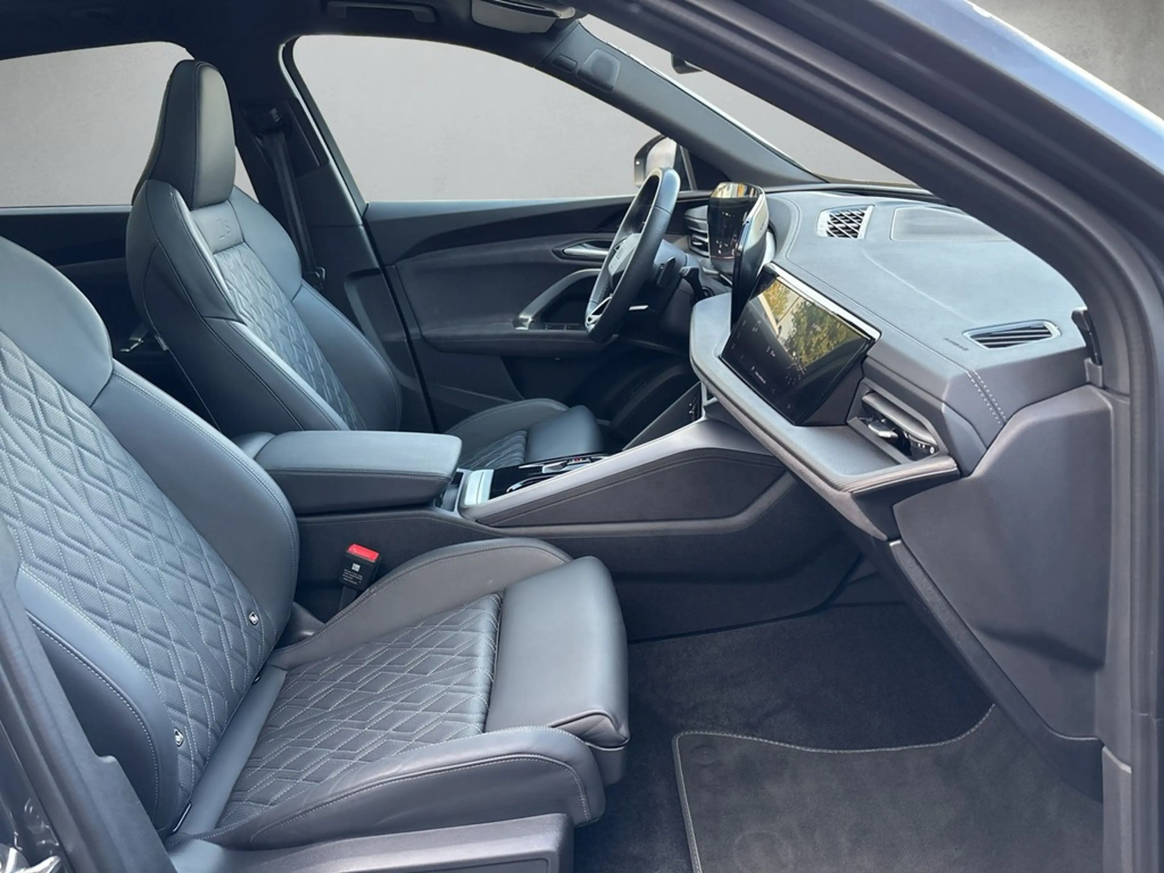 Audi SQ5 3.0 TFSI quattro 270 kW *Standhzg*Pano*AHK* — photo 13