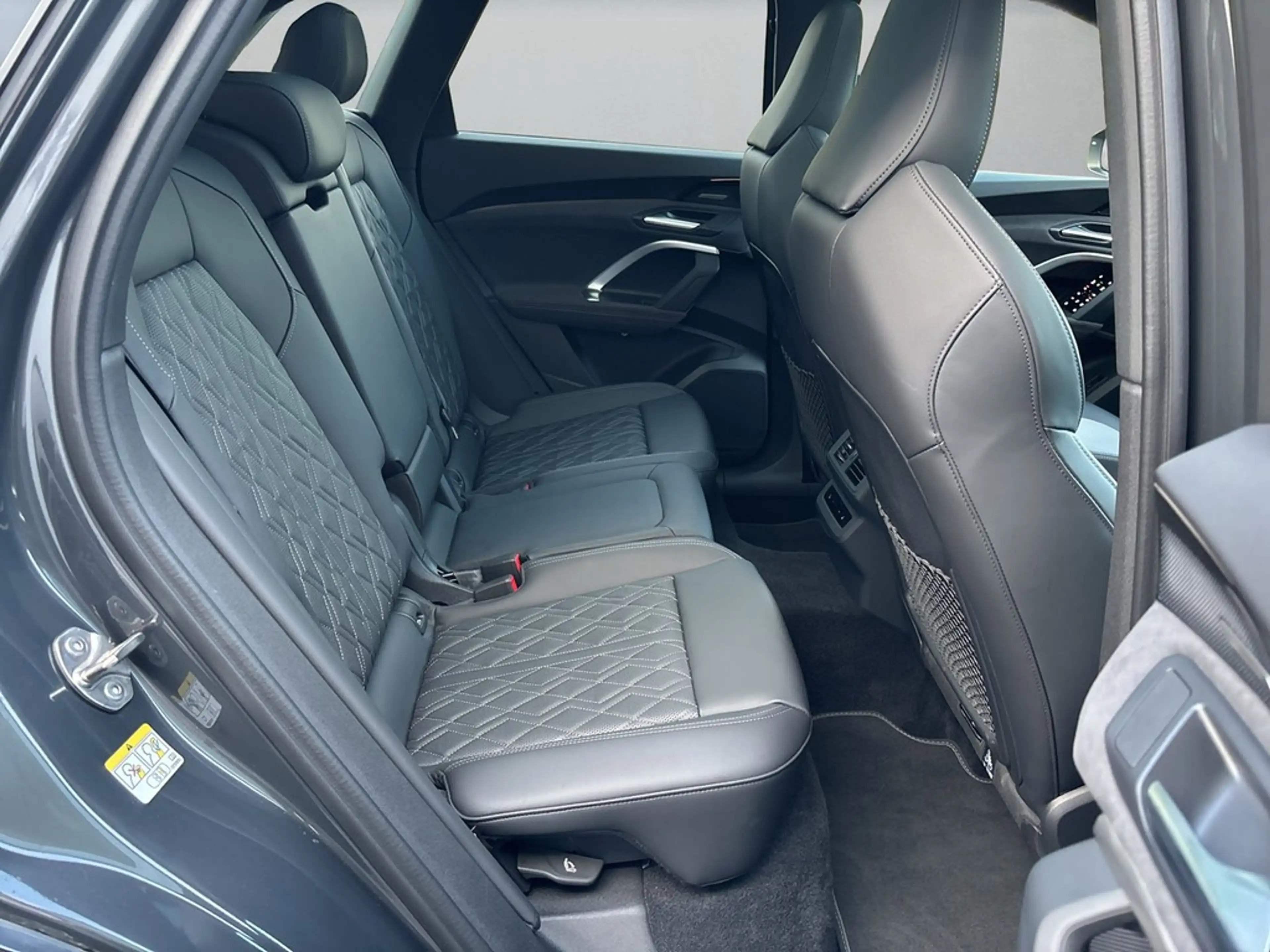 Audi SQ5 3.0 TFSI quattro 270 kW *Standhzg*Pano*AHK* — photo 12